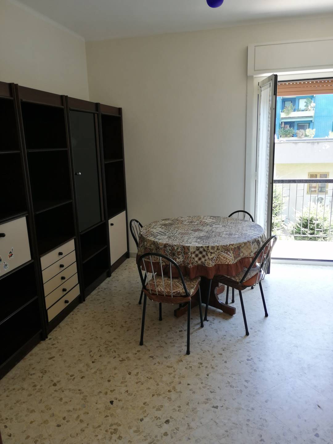 Appartamento di  3 vani /90 mq  a Bari (zona SAN PASQUALE)