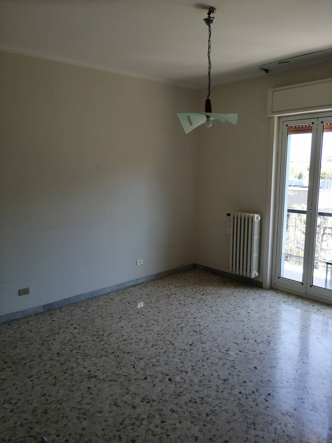 Appartamento di  3 vani /90 mq  a Bari (zona SAN PASQUALE)