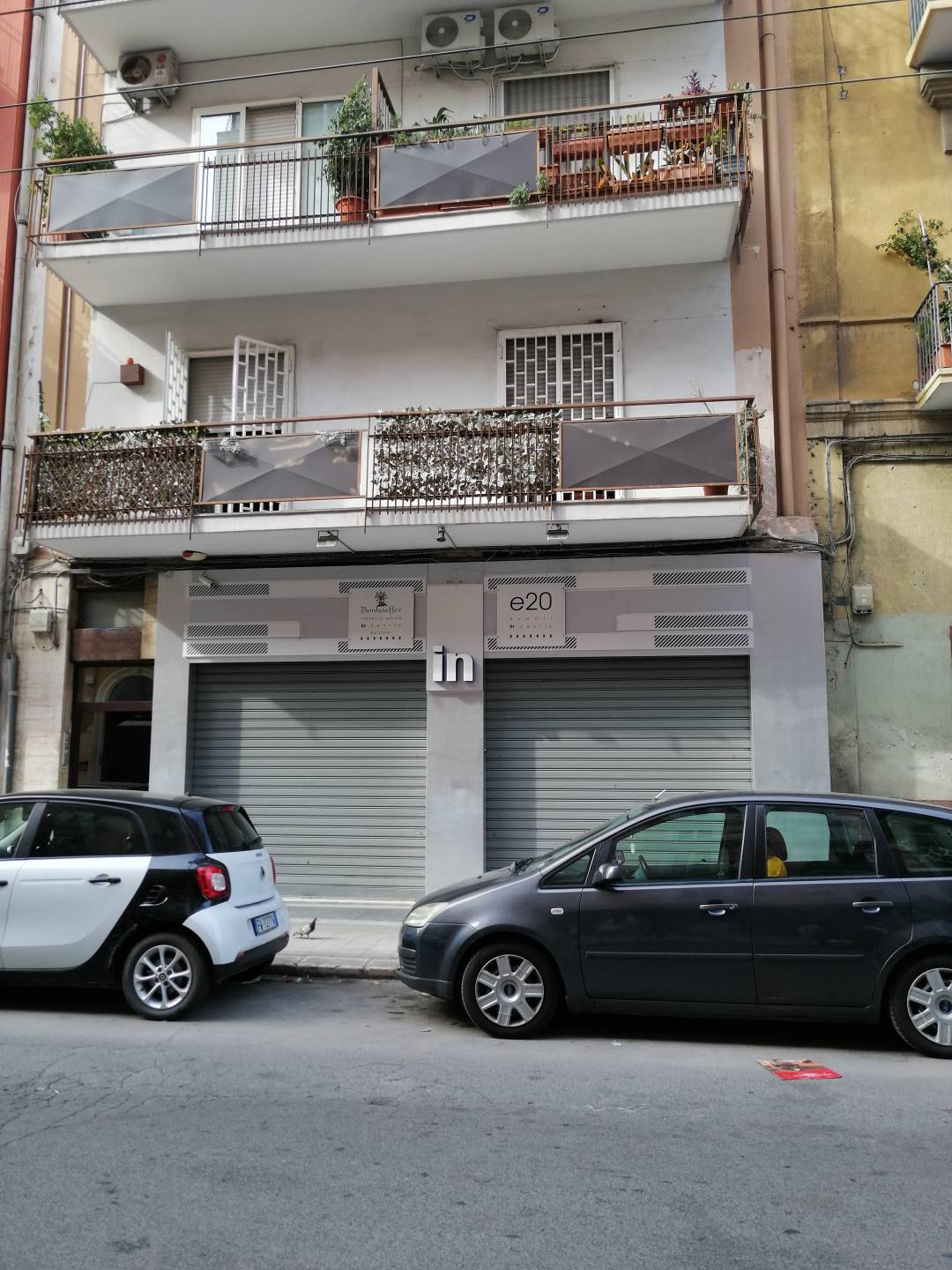 Negozio di  2 vani /281 mq  a Bari (zona LIBERTà)