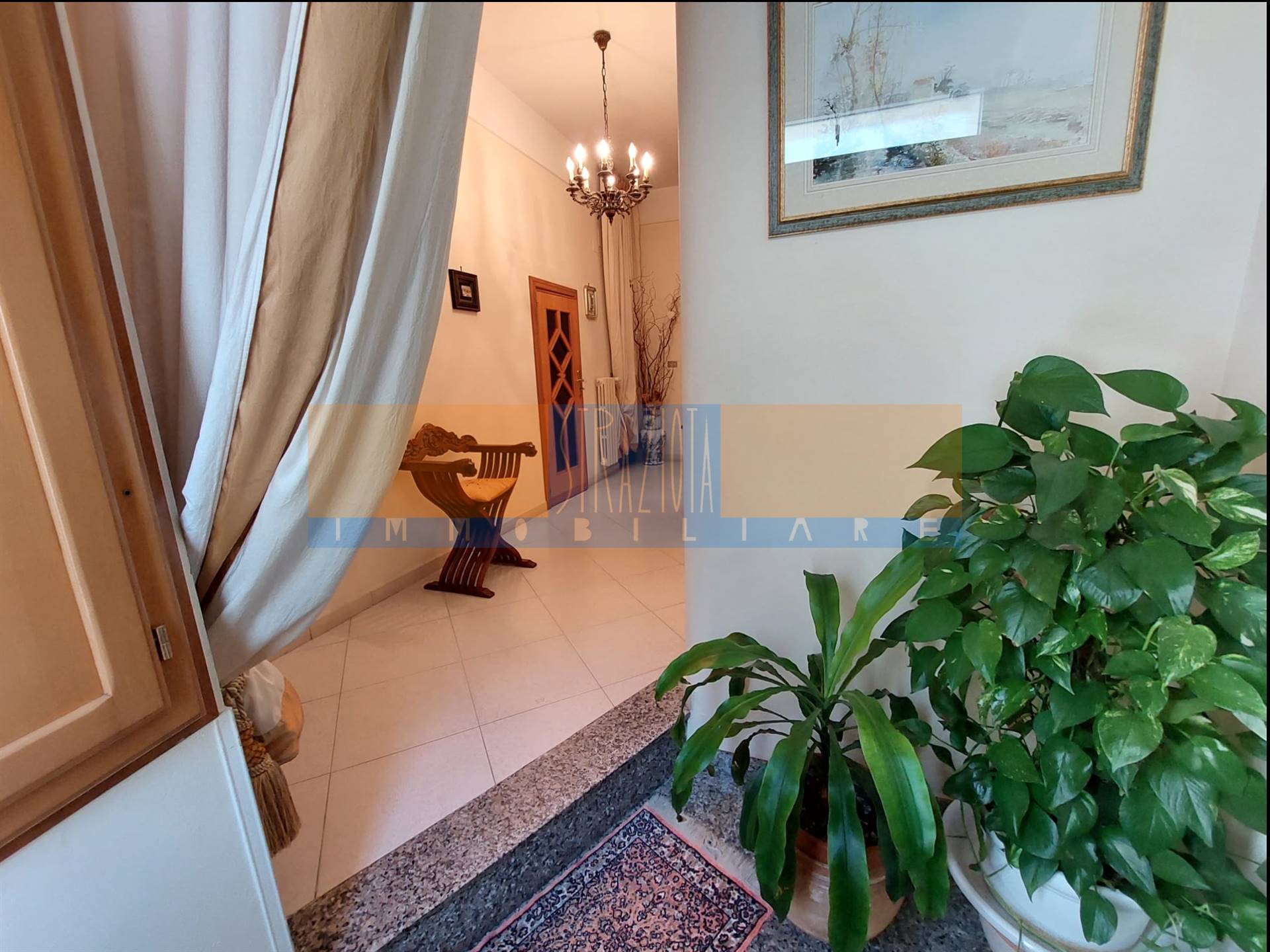 Casa indipendente di  3 vani /120 mq  a Bari (zona CARBONARA / CEGLIE)