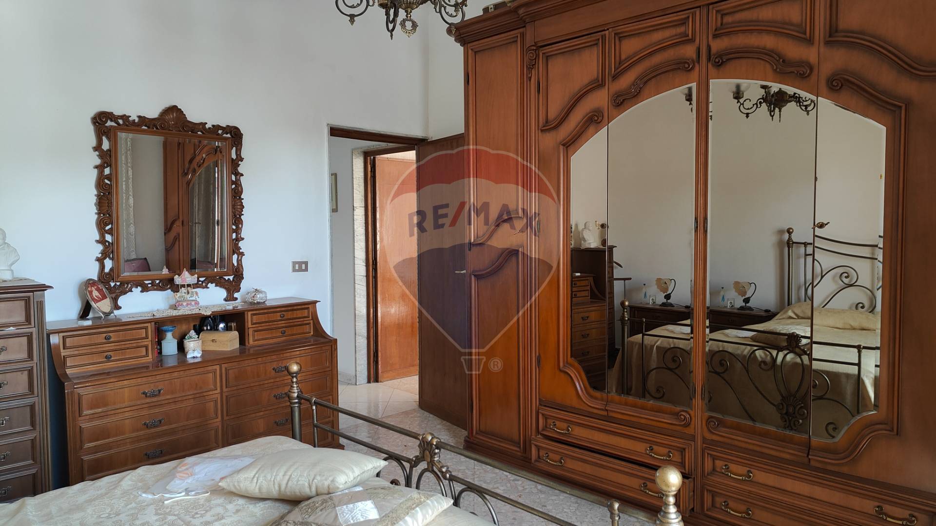 Appartamento di  5 vani /131 mq  a Bari - Ceglie del Campo (zona Ceglie del Campo)