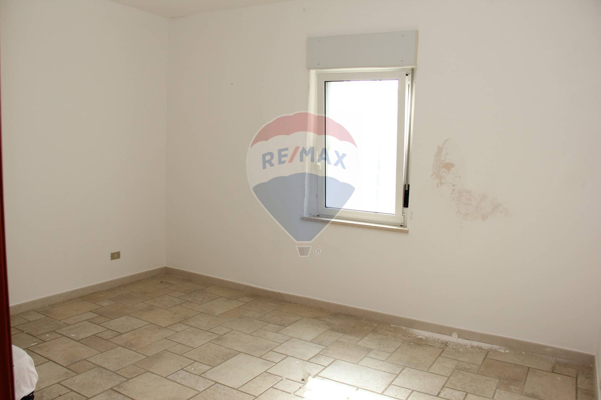 Villa (zona residenziale) di  6 vani /240 mq  a Mola di Bari