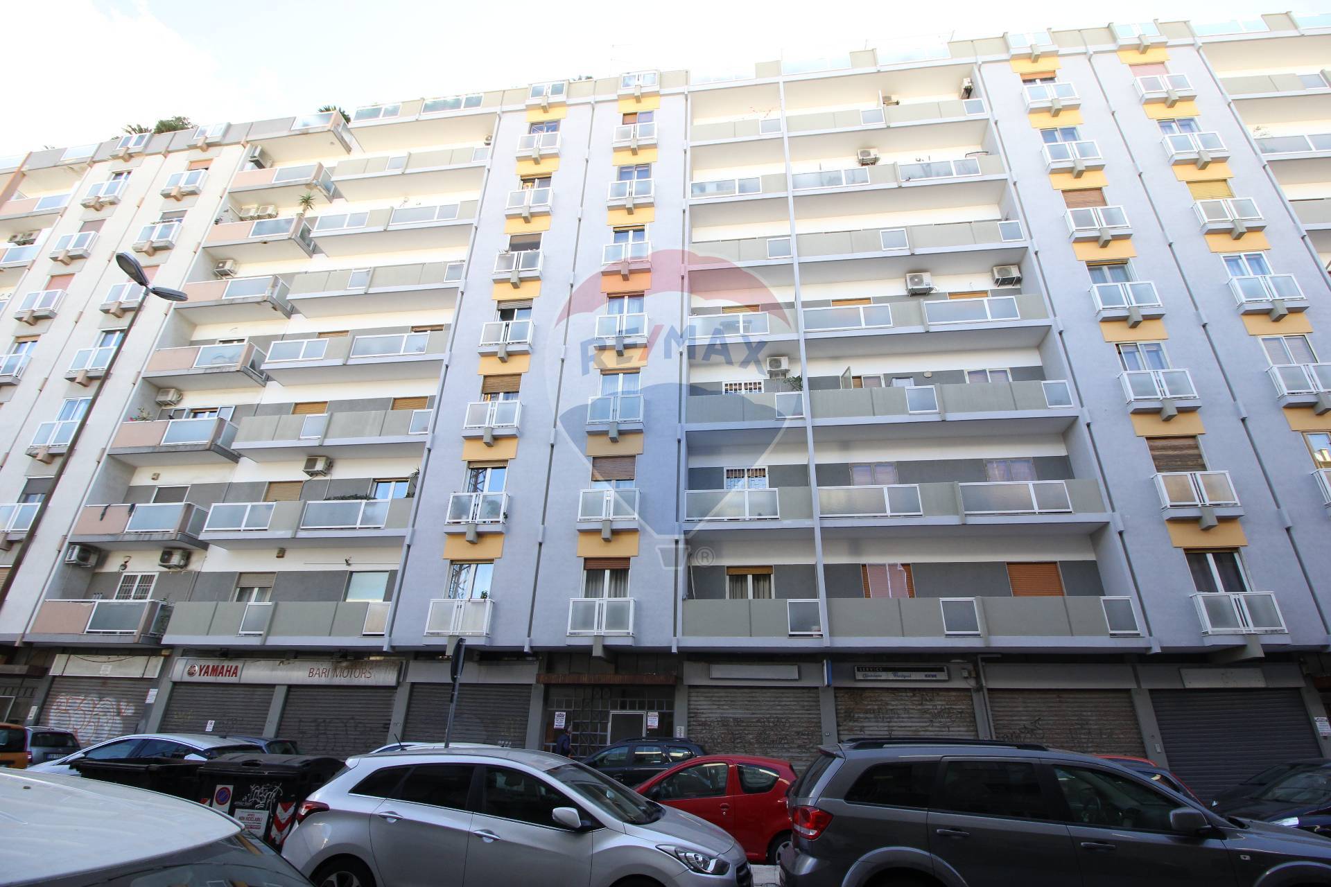 Appartamento di  4 vani /128 mq  a Bari - San Pasquale alta (zona S. Pasquale)