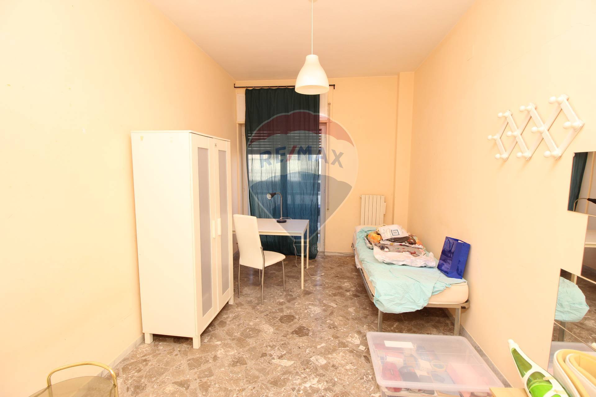 Appartamento di  4 vani /128 mq  a Bari - San Pasquale alta (zona S. Pasquale)