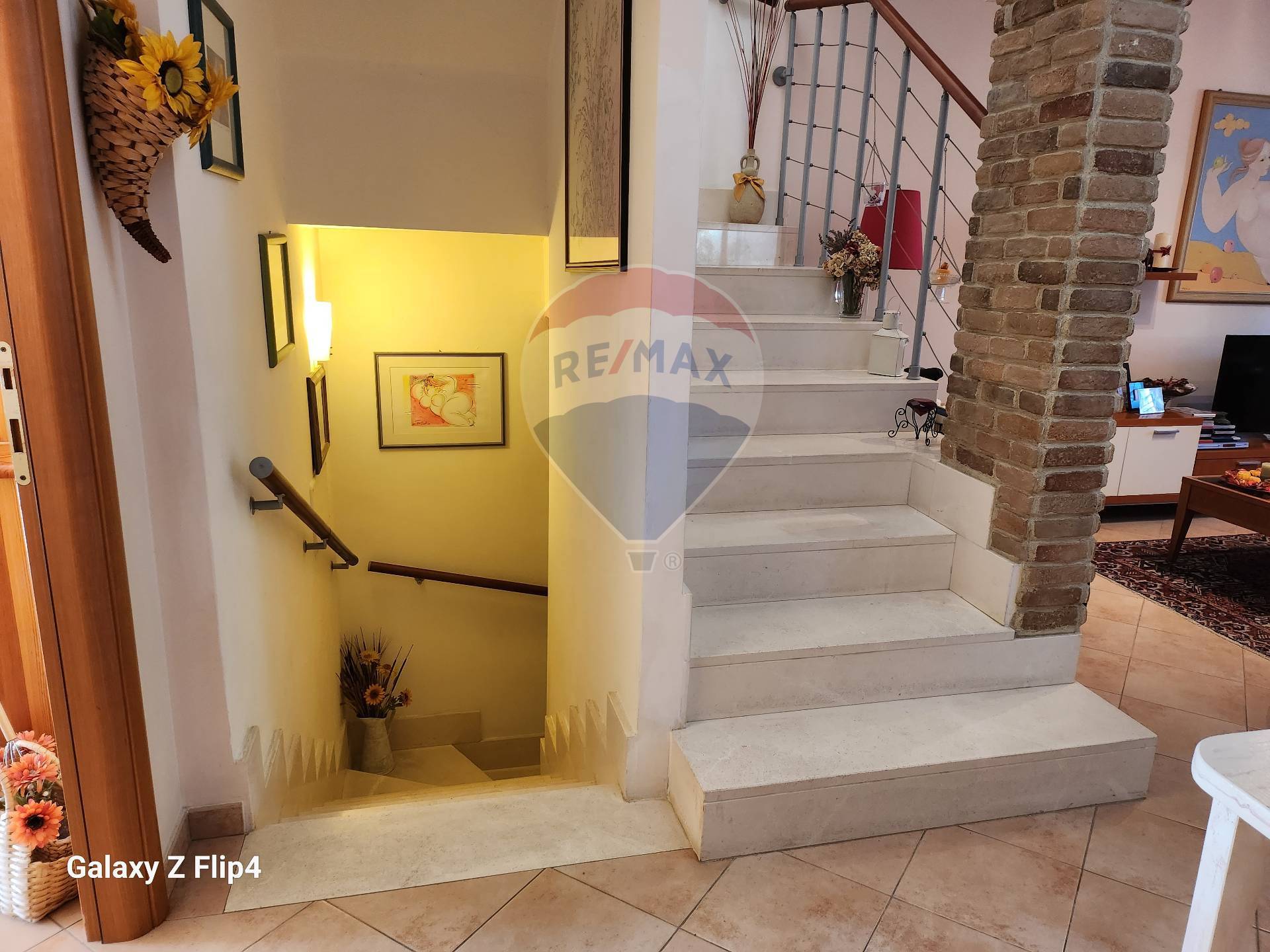 Villa (zona residenziale) di  6 vani /270 mq  a Bari - Japigia (zona Japigia)