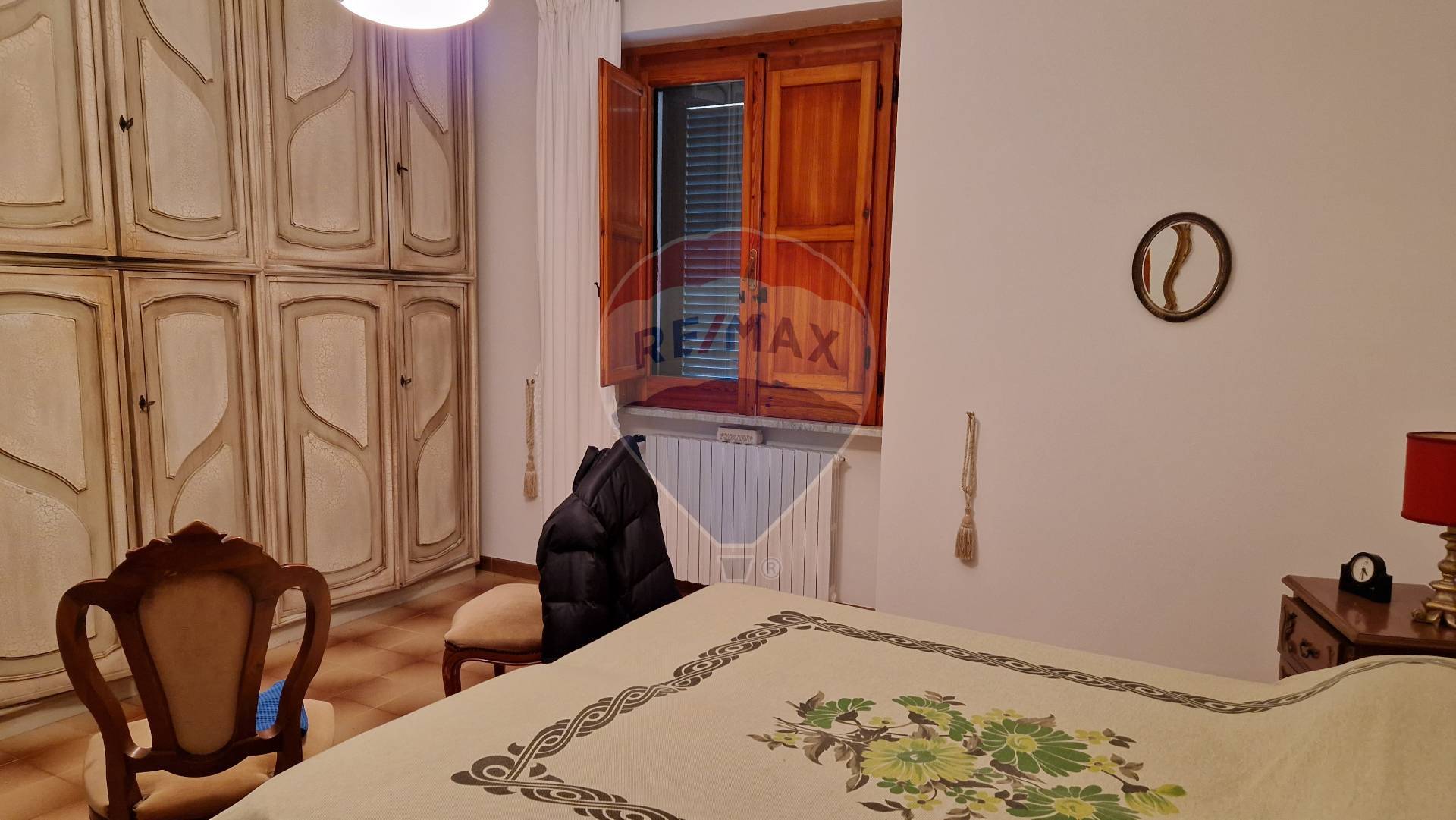 Villa (zona residenziale) di  6 vani /300 mq  a Conversano