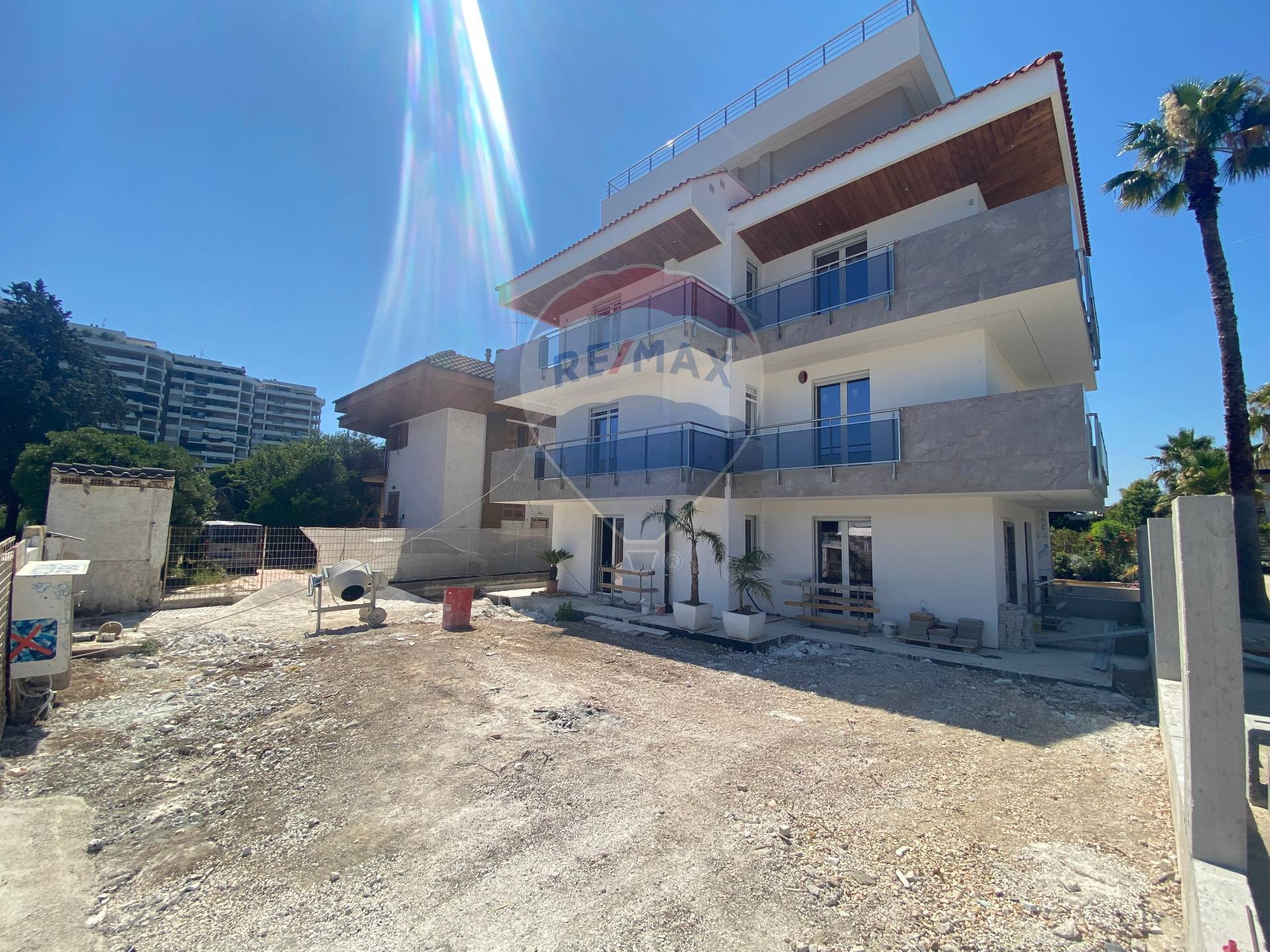 Appartamento di  3 vani /160 mq  a Bari - Poggiofranco (zona Poggiofranco)