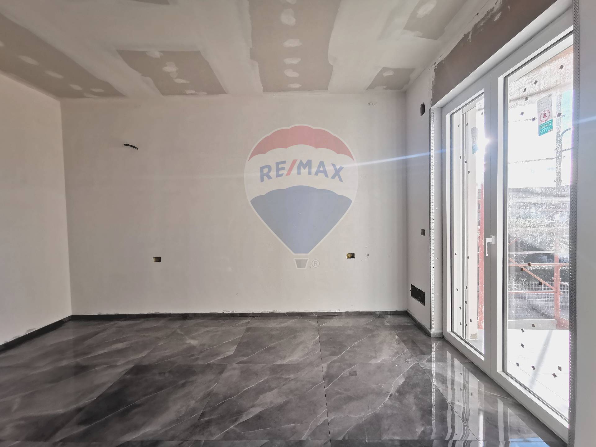 Appartamento di  3 vani /160 mq  a Bari - Poggiofranco (zona Poggiofranco)