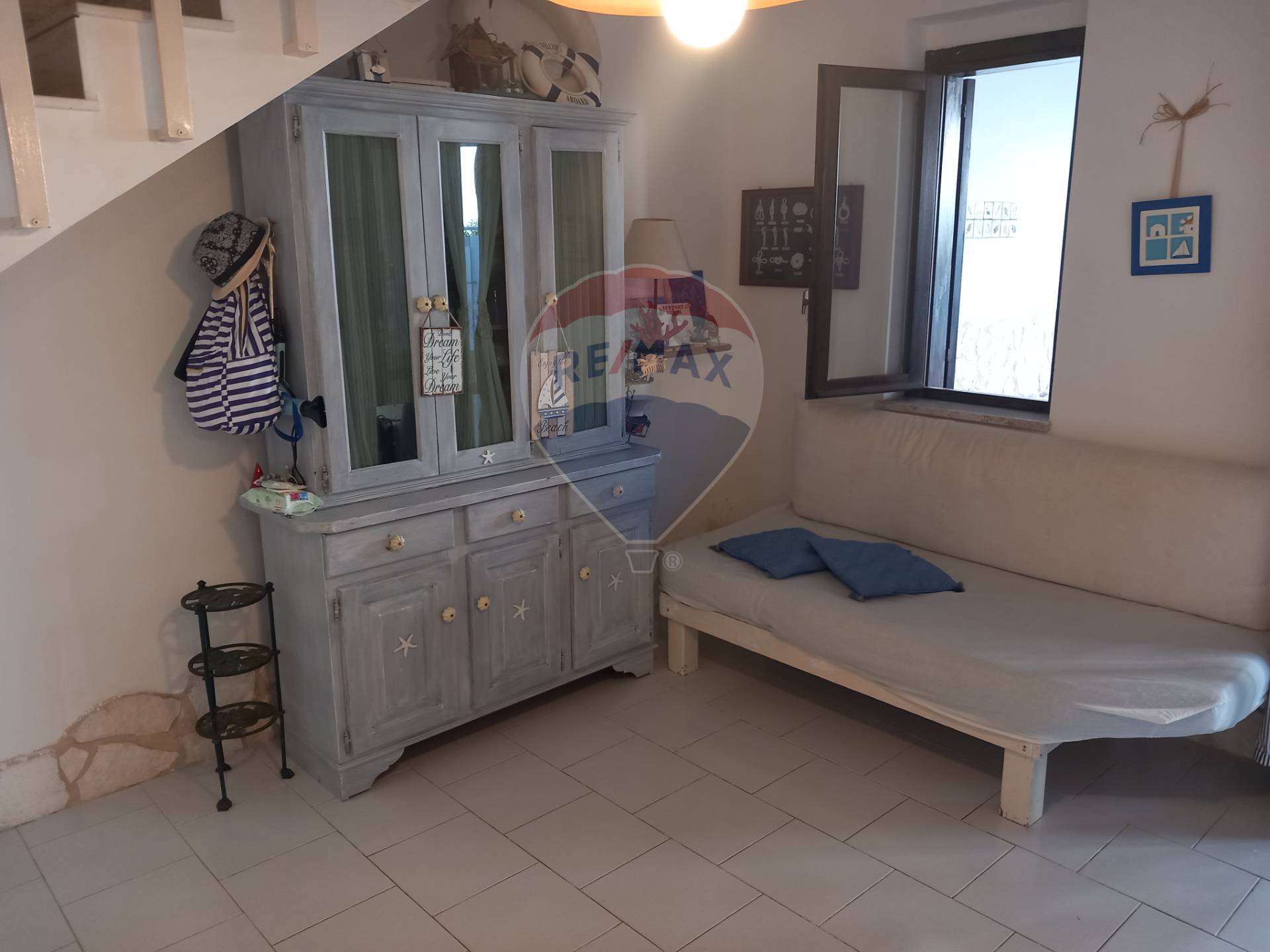 Villa (zona residenziale) di  3 vani /74 mq  a Carovigno (zona Specchiolla)