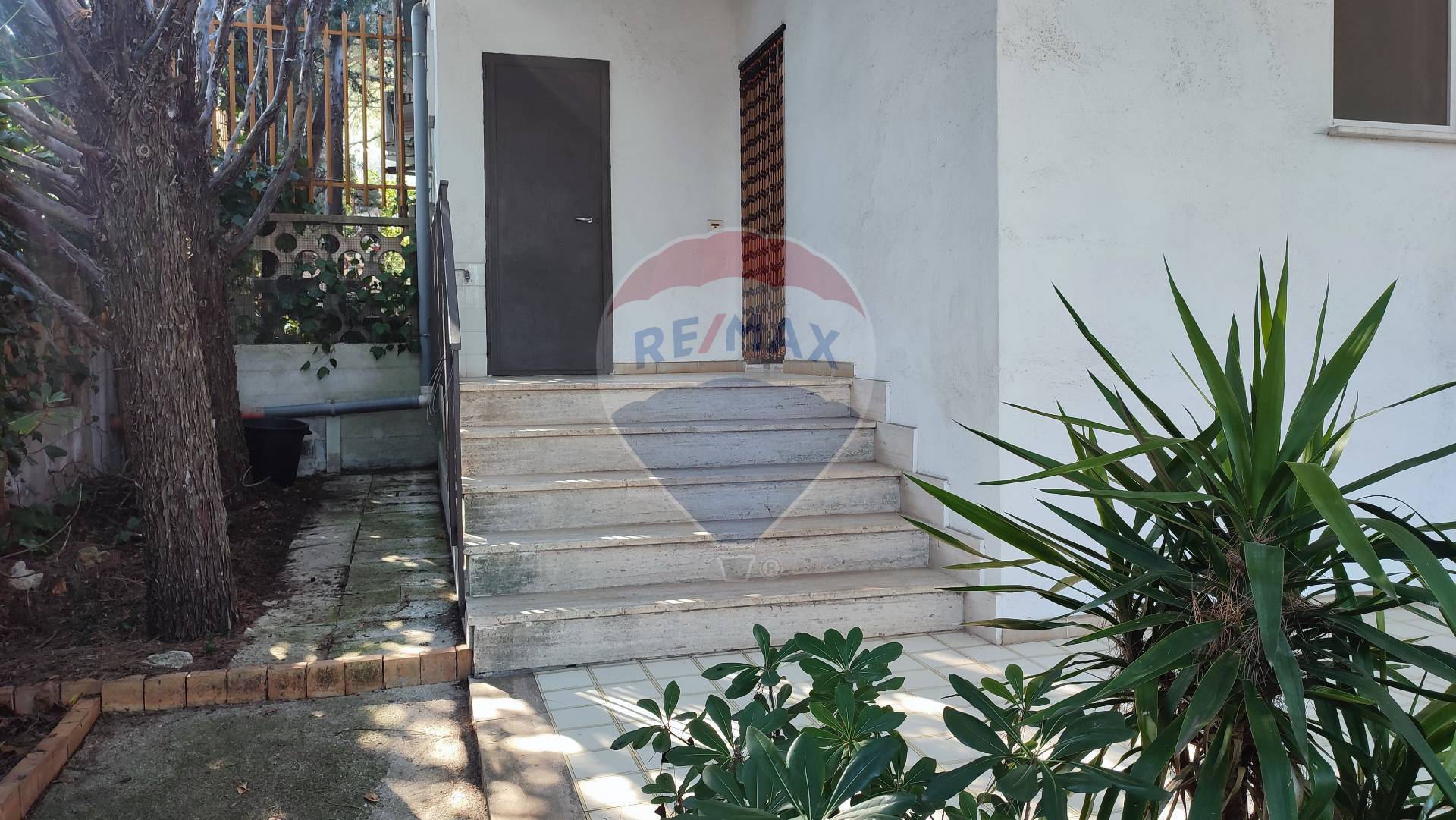 Villa (zona residenziale) di  3 vani /63 mq  a Cassano delle Murge