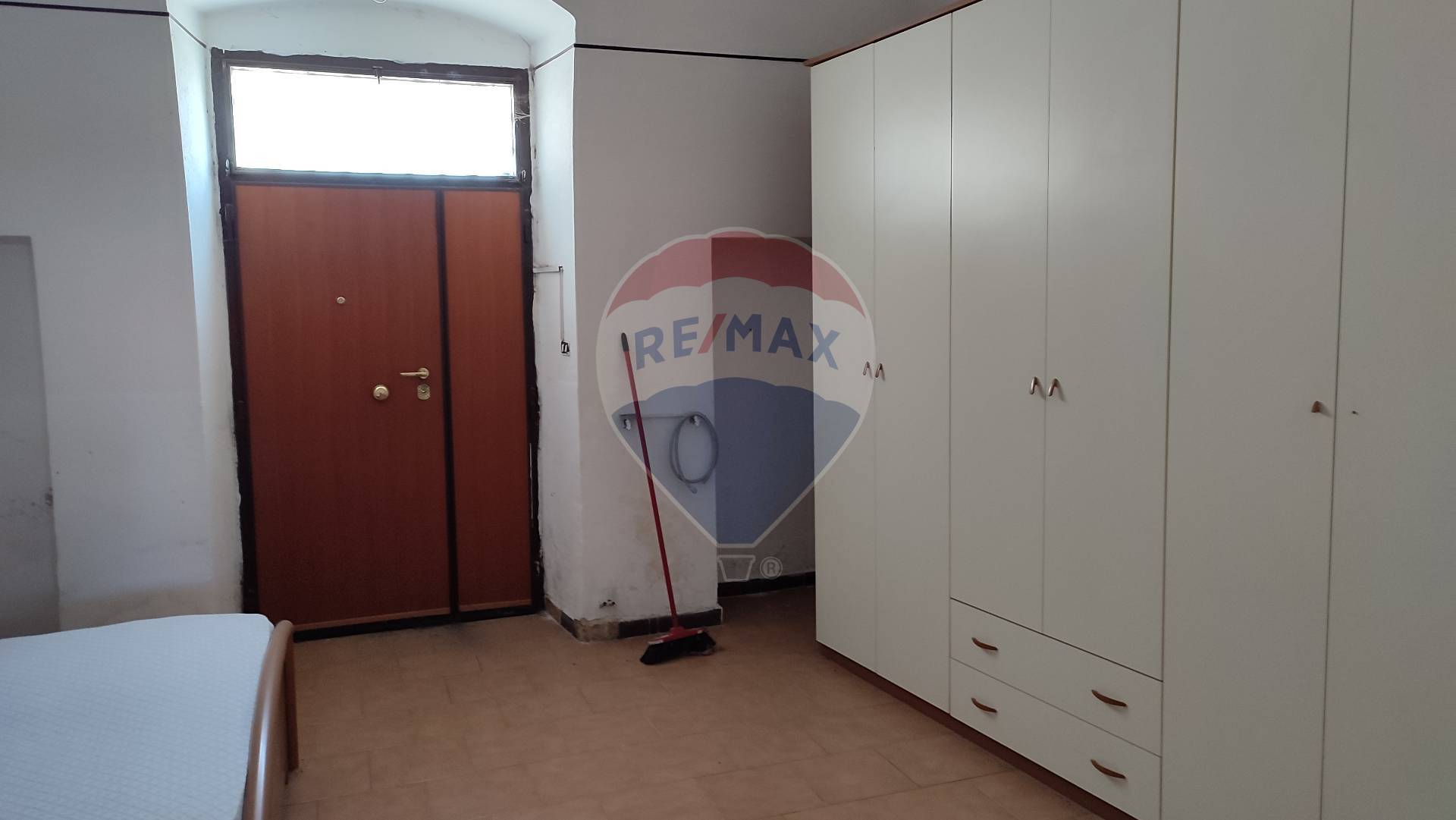 Casa indipendente di  6 vani /244 mq  a Bari - Loseto (zona Loseto)