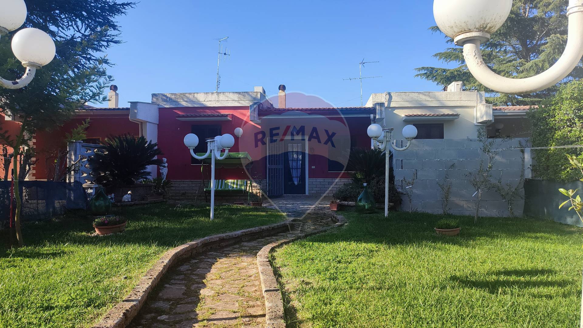 Villa (zona residenziale) di  3 vani /88 mq  a Cassano delle Murge