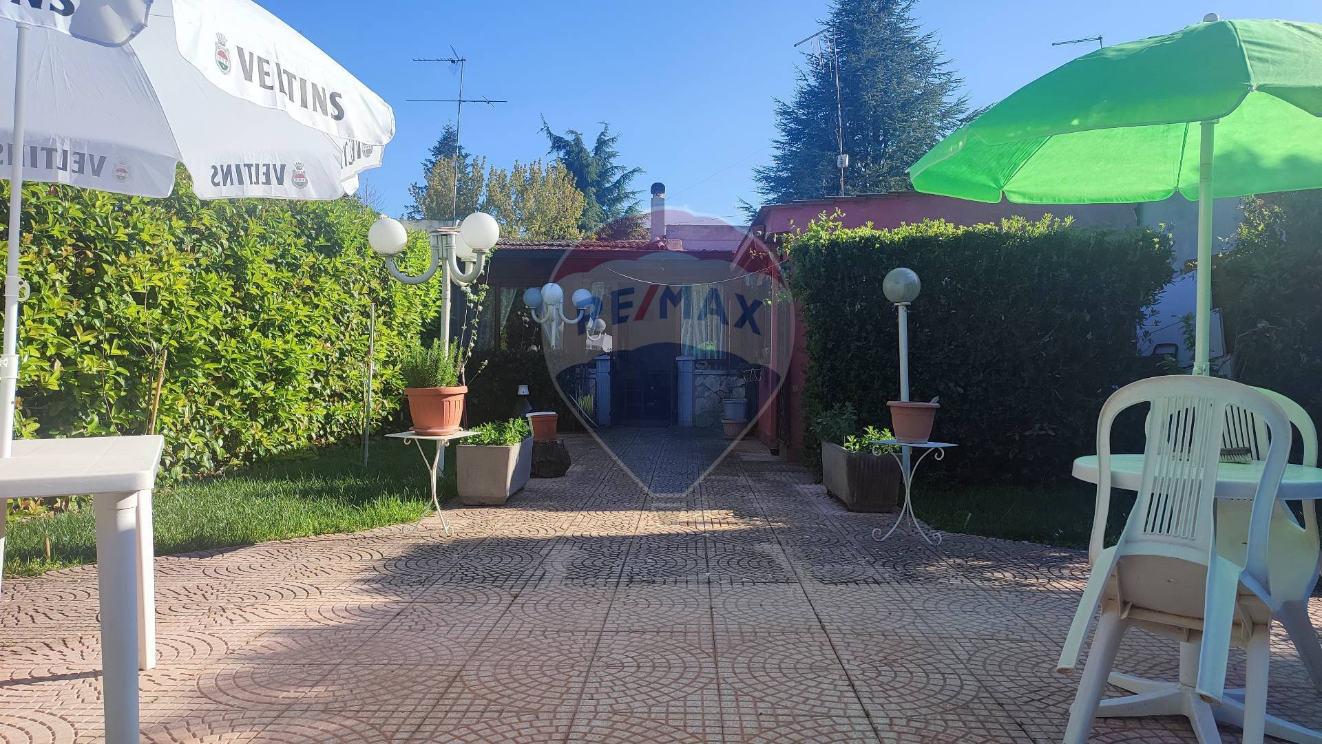 Villa (zona residenziale) di  3 vani /88 mq  a Cassano delle Murge