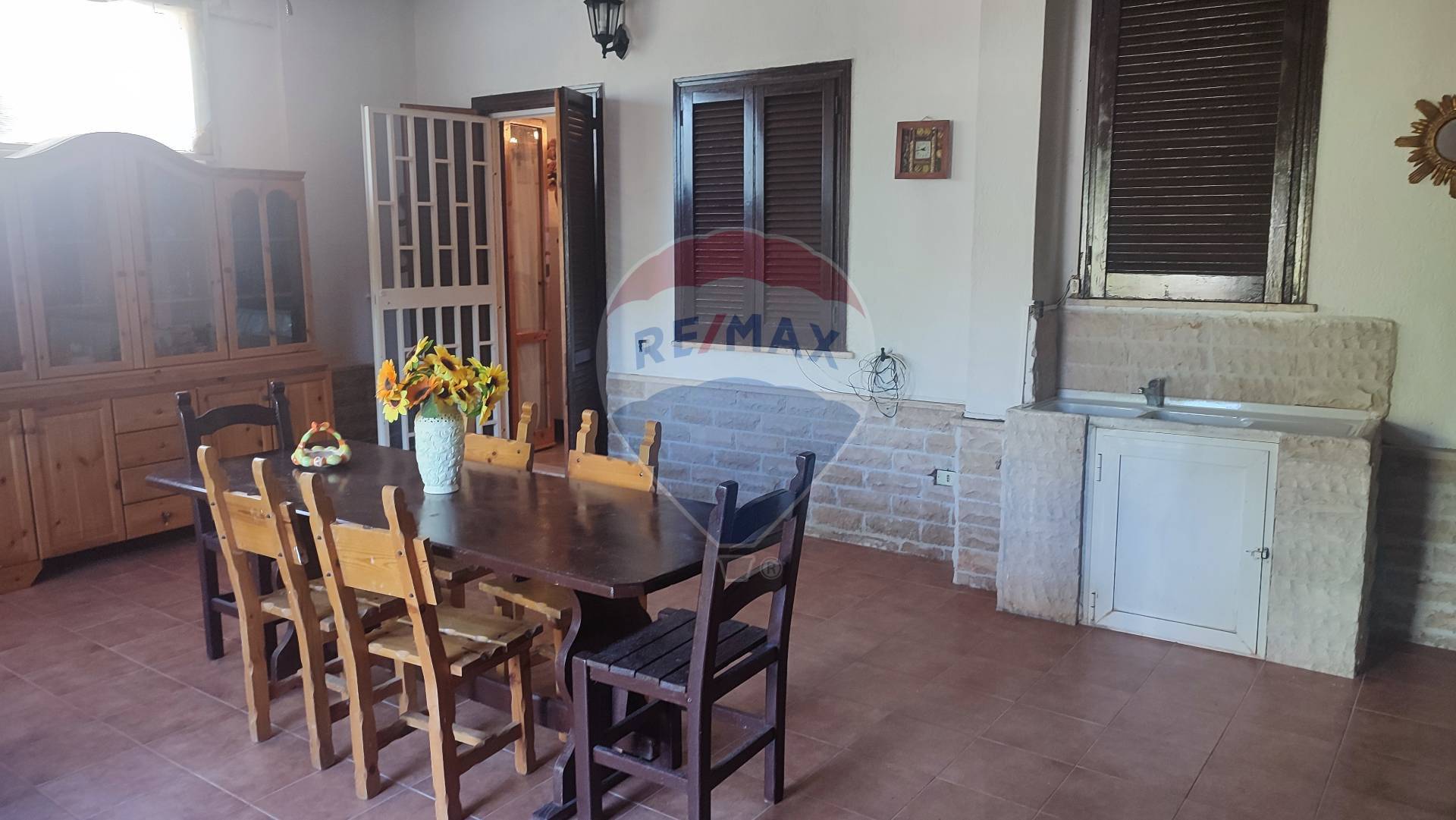 Villa (zona residenziale) di  3 vani /88 mq  a Cassano delle Murge