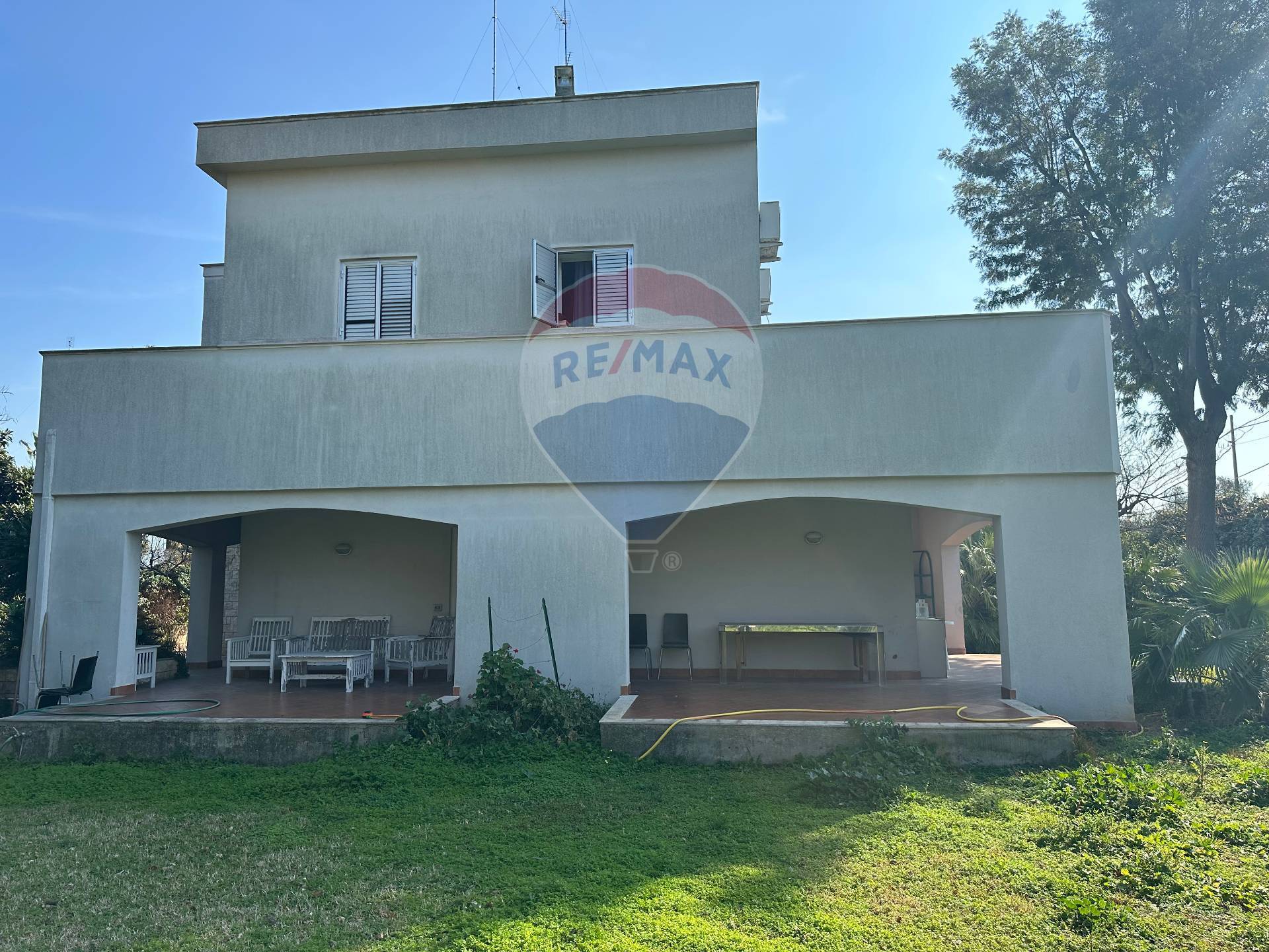 Villa (zona residenziale) di  6 vani /400 mq  a Bari - Picone (zona Picone)