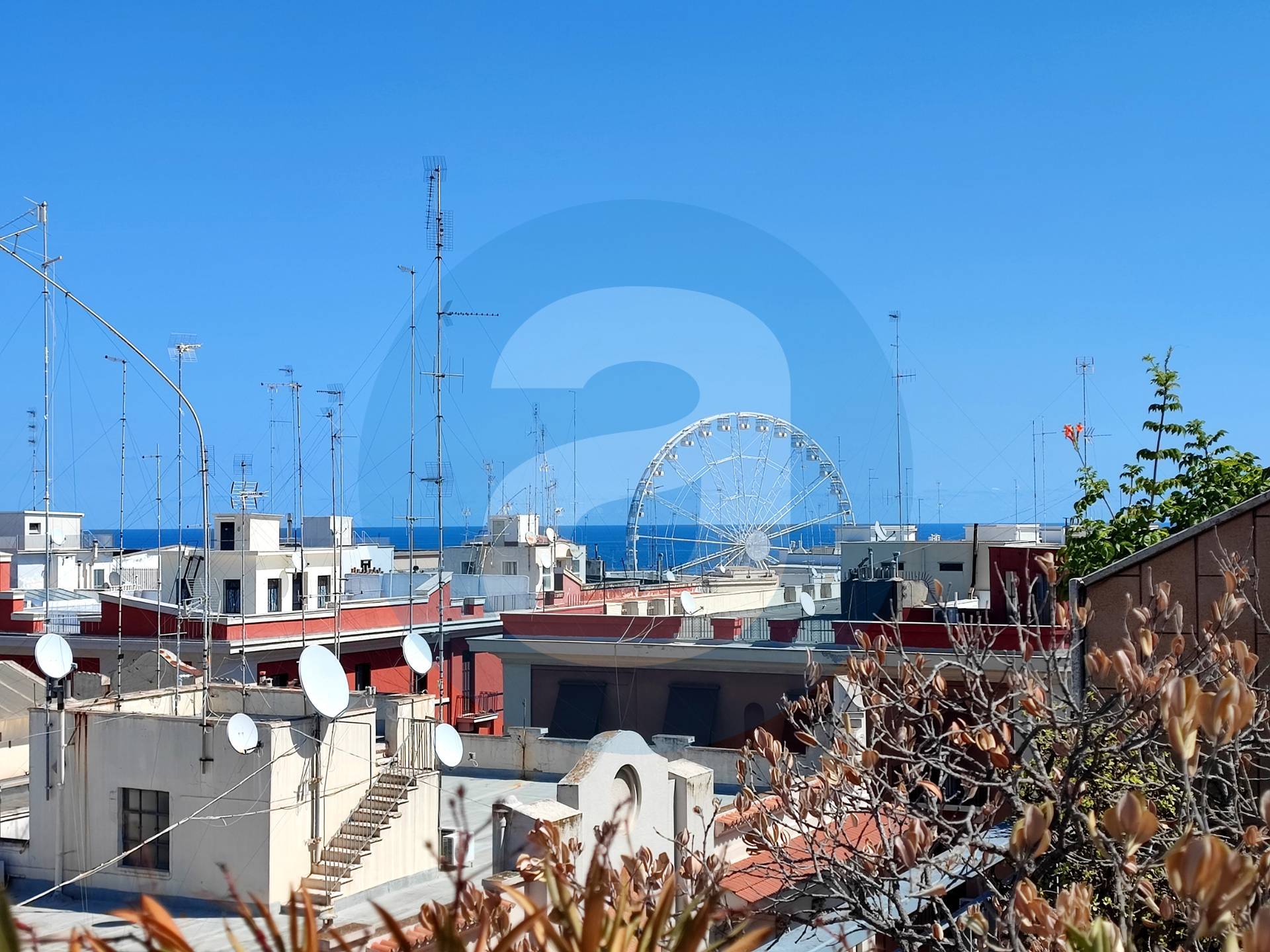 Appartamento di  5 vani /193 mq  a Bari - Murat (zona Murat)