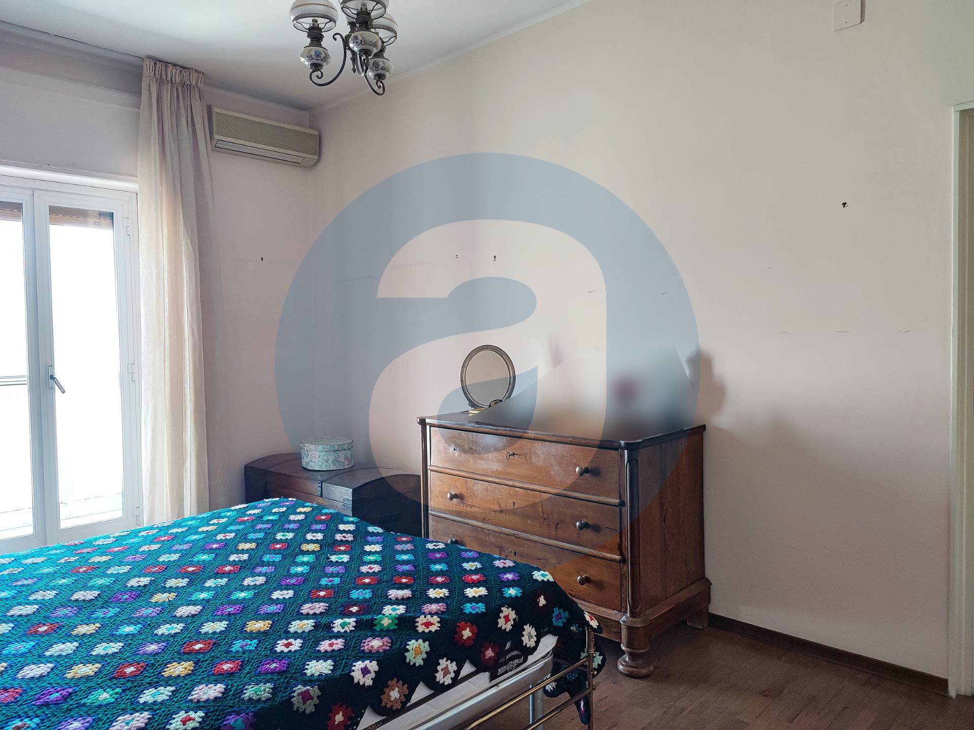 Appartamento di  5 vani /193 mq  a Bari - Murat (zona Murat)