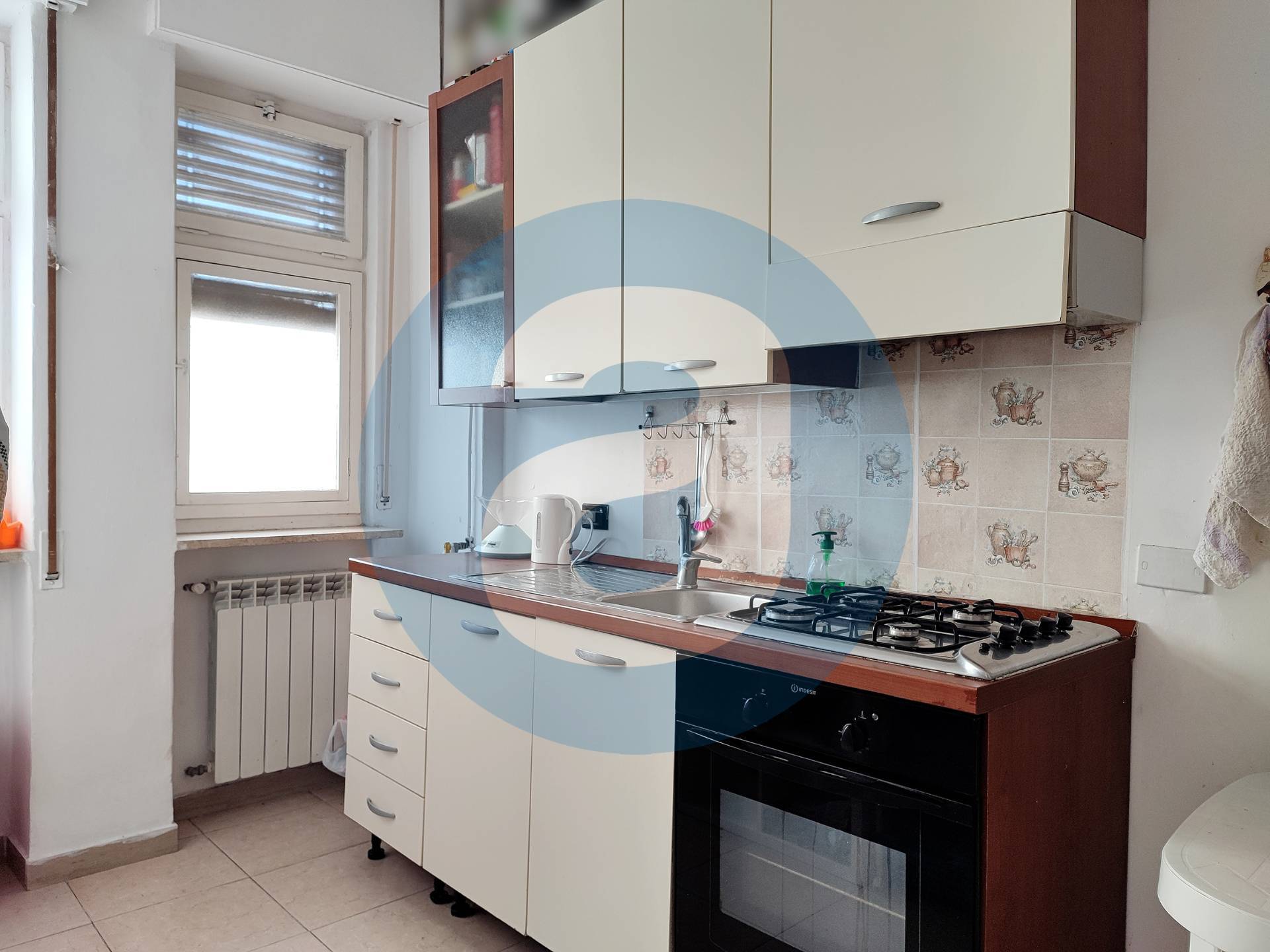 Appartamento di  5 vani /128 mq  a Bari - Murat (zona Murat)