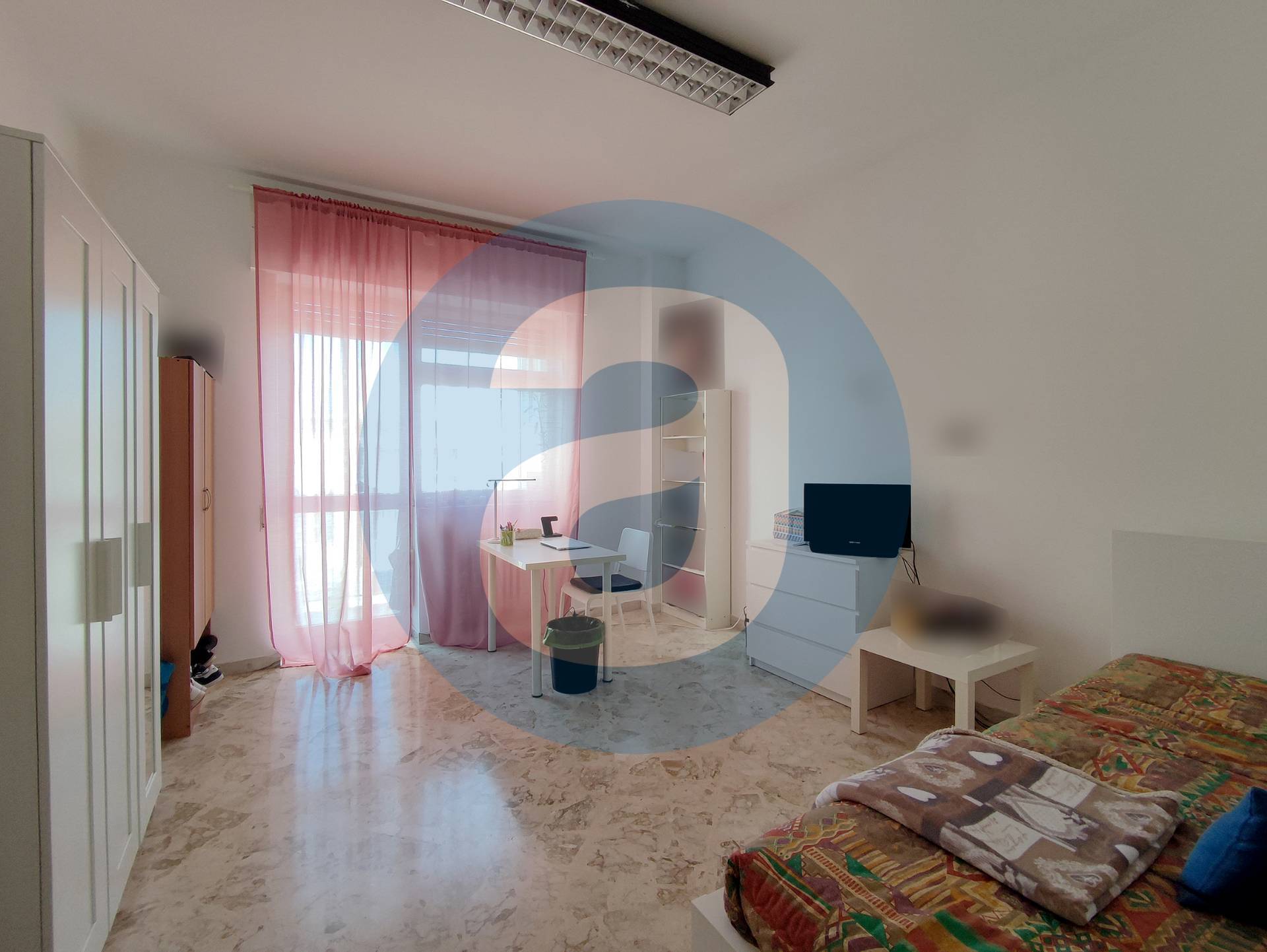 Appartamento di  5 vani /128 mq  a Bari - Murat (zona Murat)