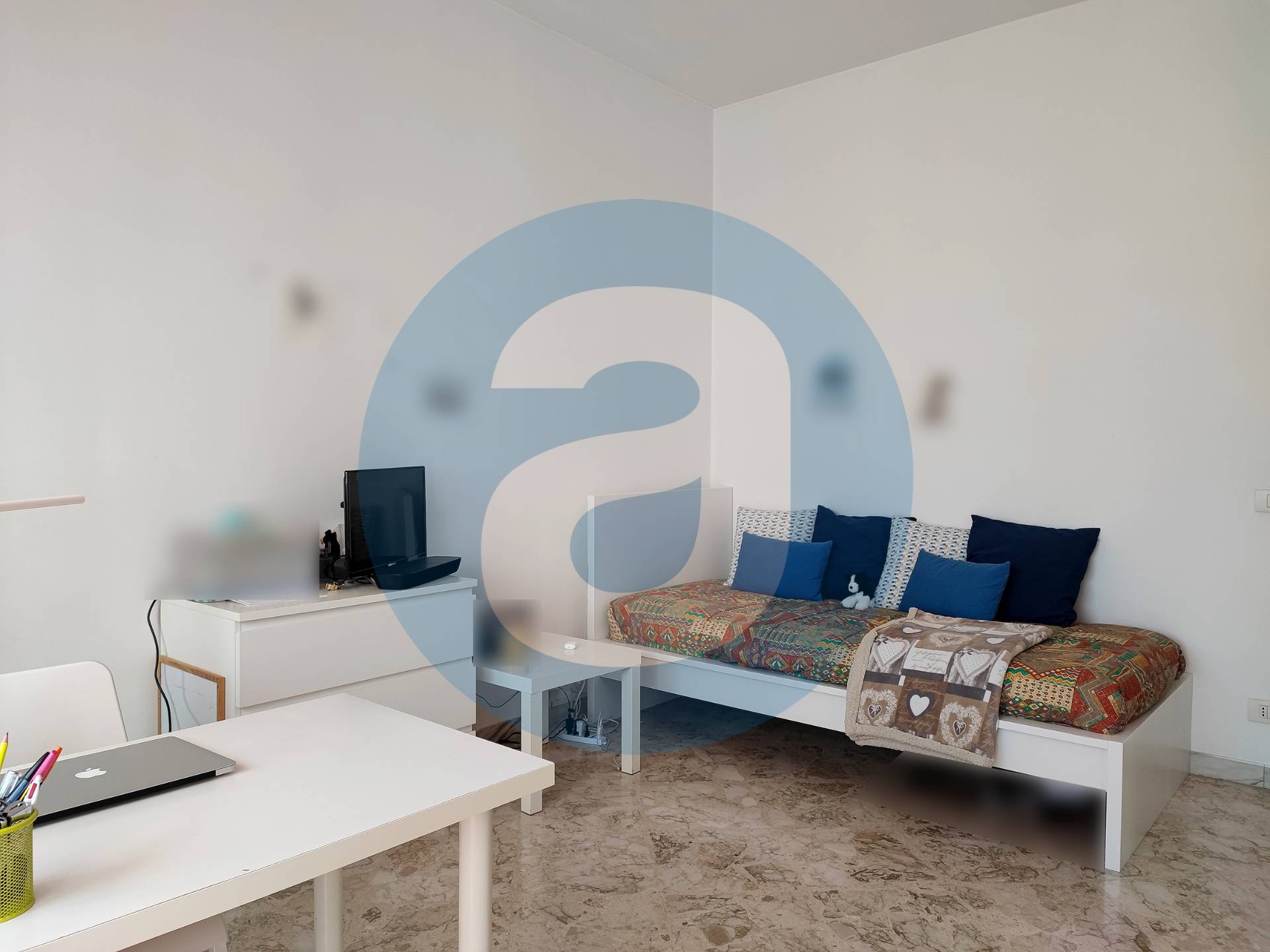 Appartamento di  5 vani /128 mq  a Bari - Murat (zona Murat)