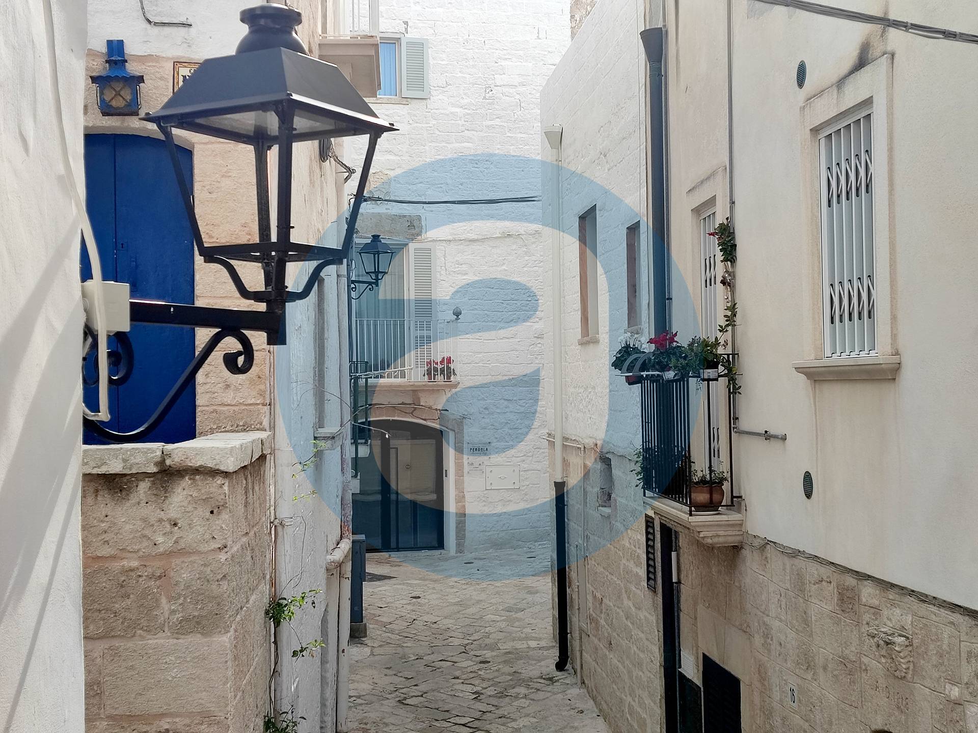 Casa indipendente di  4 vani /109 mq  a Polignano a Mare