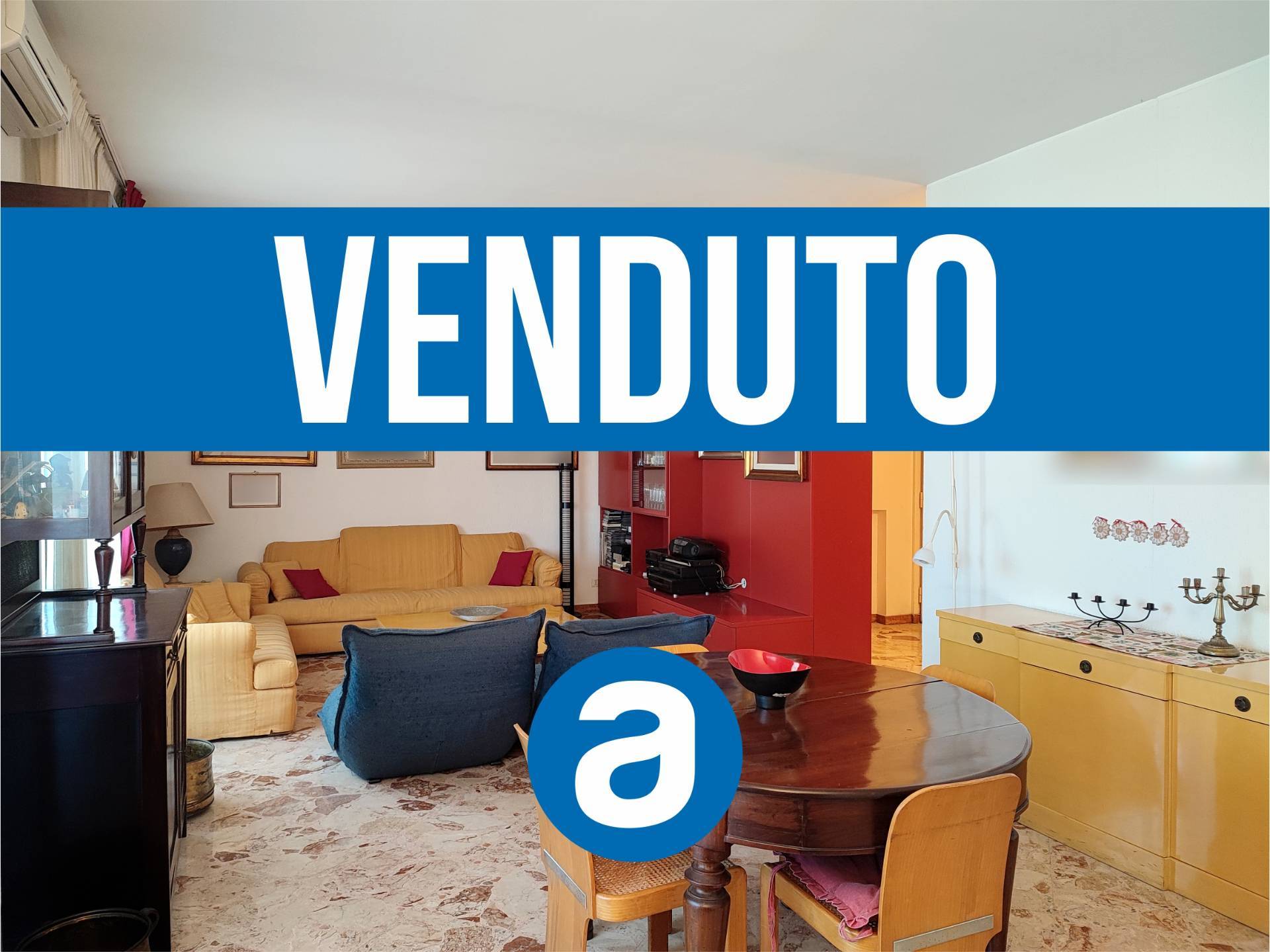 Appartamento di  4 vani /128 mq  a Bari - Picone (zona Picone)