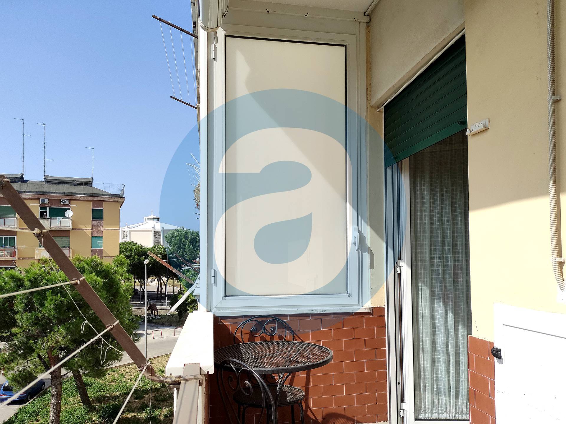 Appartamento di  3 vani /92 mq  a Bari - San Paolo (zona San Paolo)