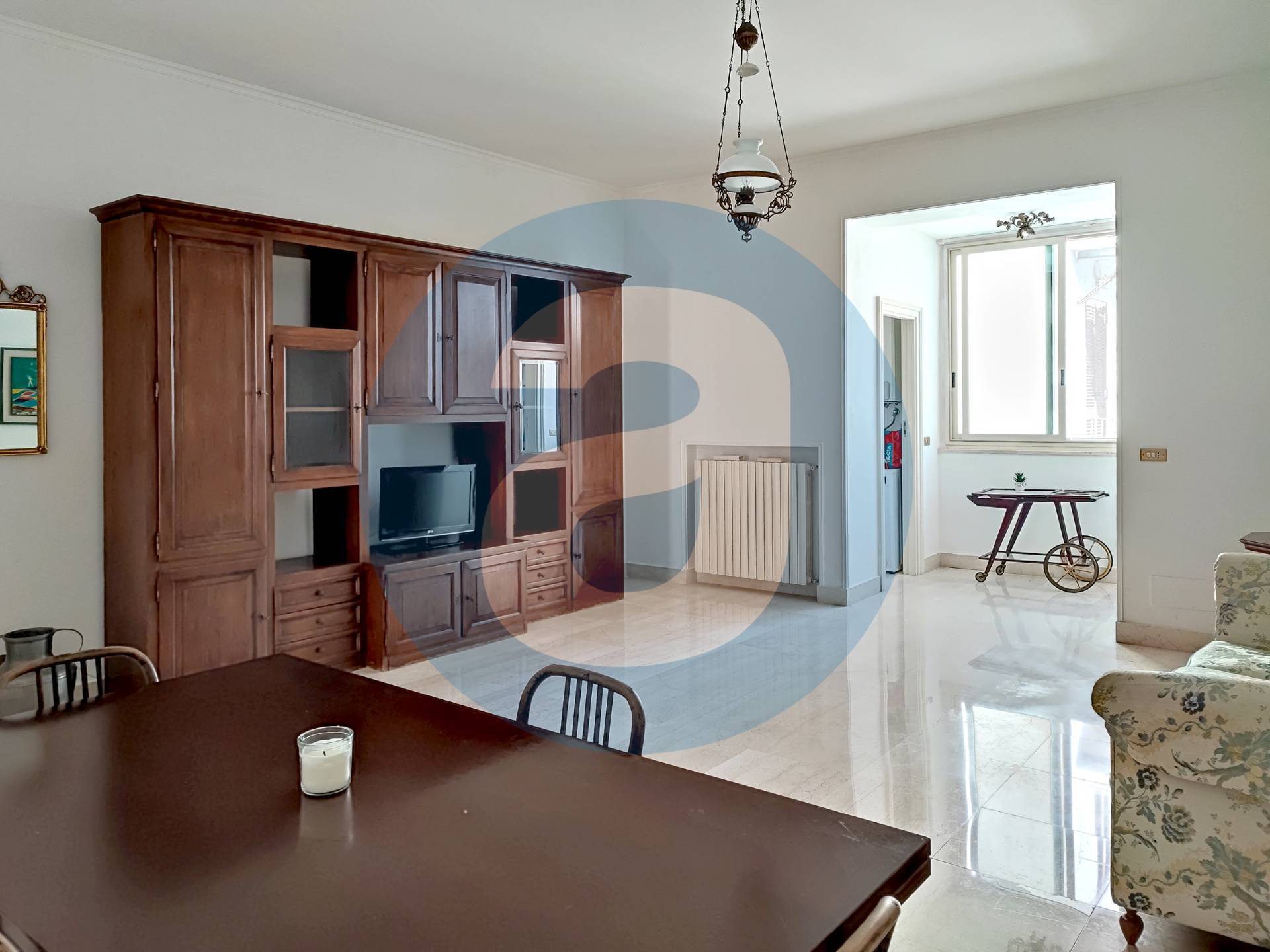 Appartamento di  3 vani /107 mq  a Bari - Murat (zona Murat)