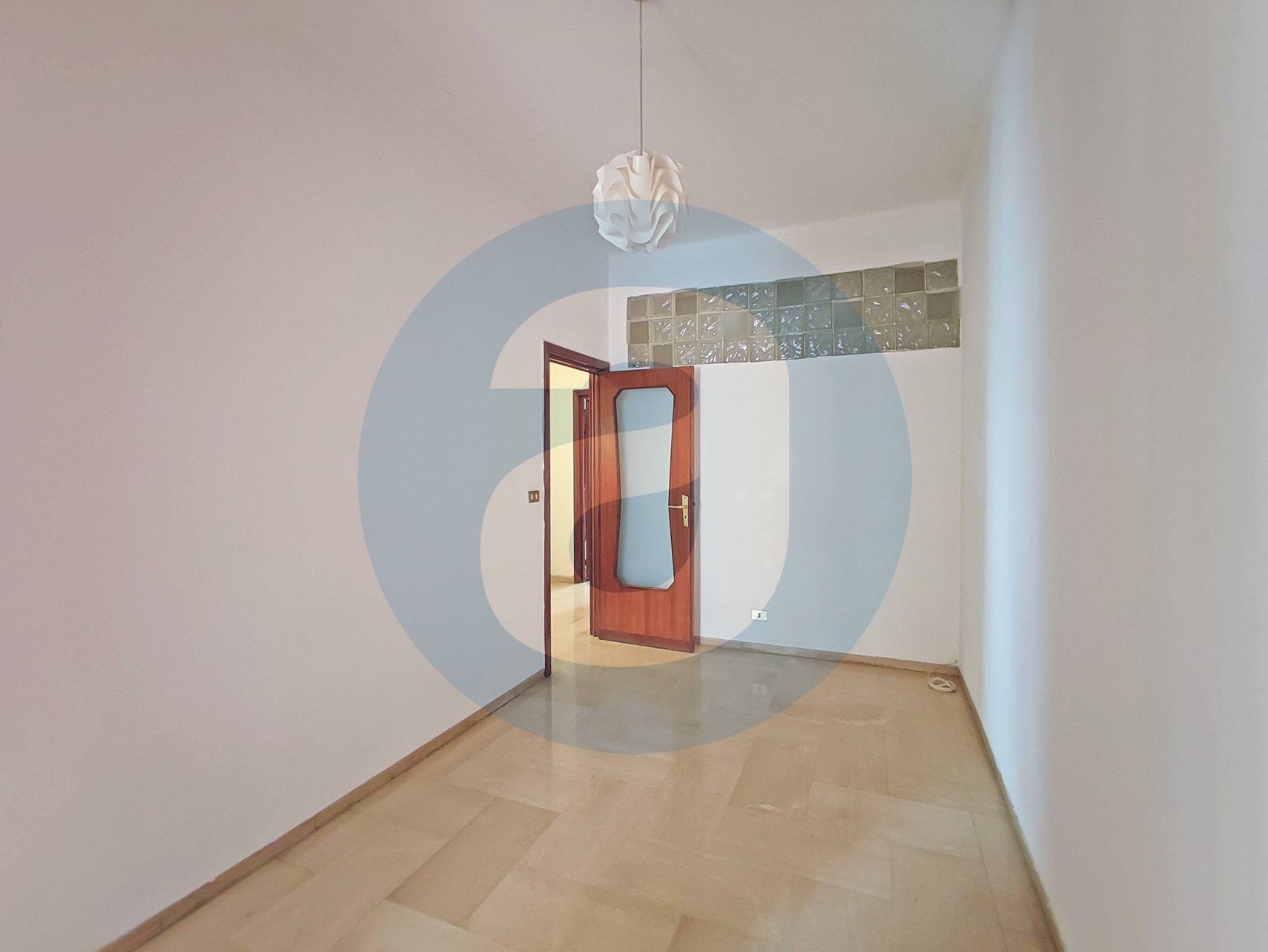 Appartamento di  4 vani /125 mq  a Bari - San Pasquale alta (zona S. Pasquale)