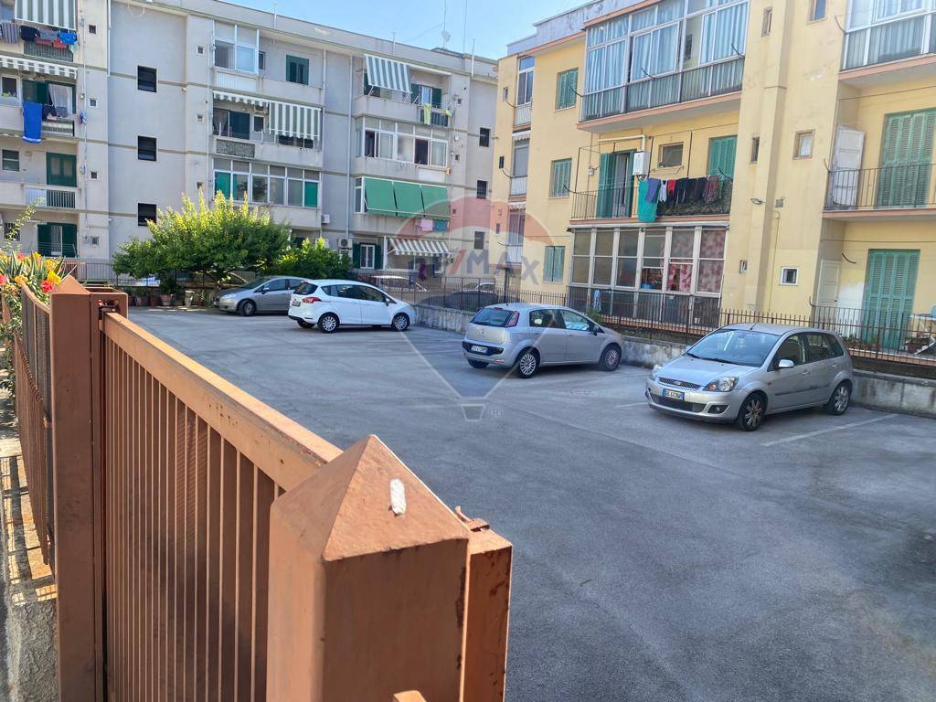 Appartamento di  3 vani /90 mq  a Bari - Poggiofranco (zona Poggiofranco)