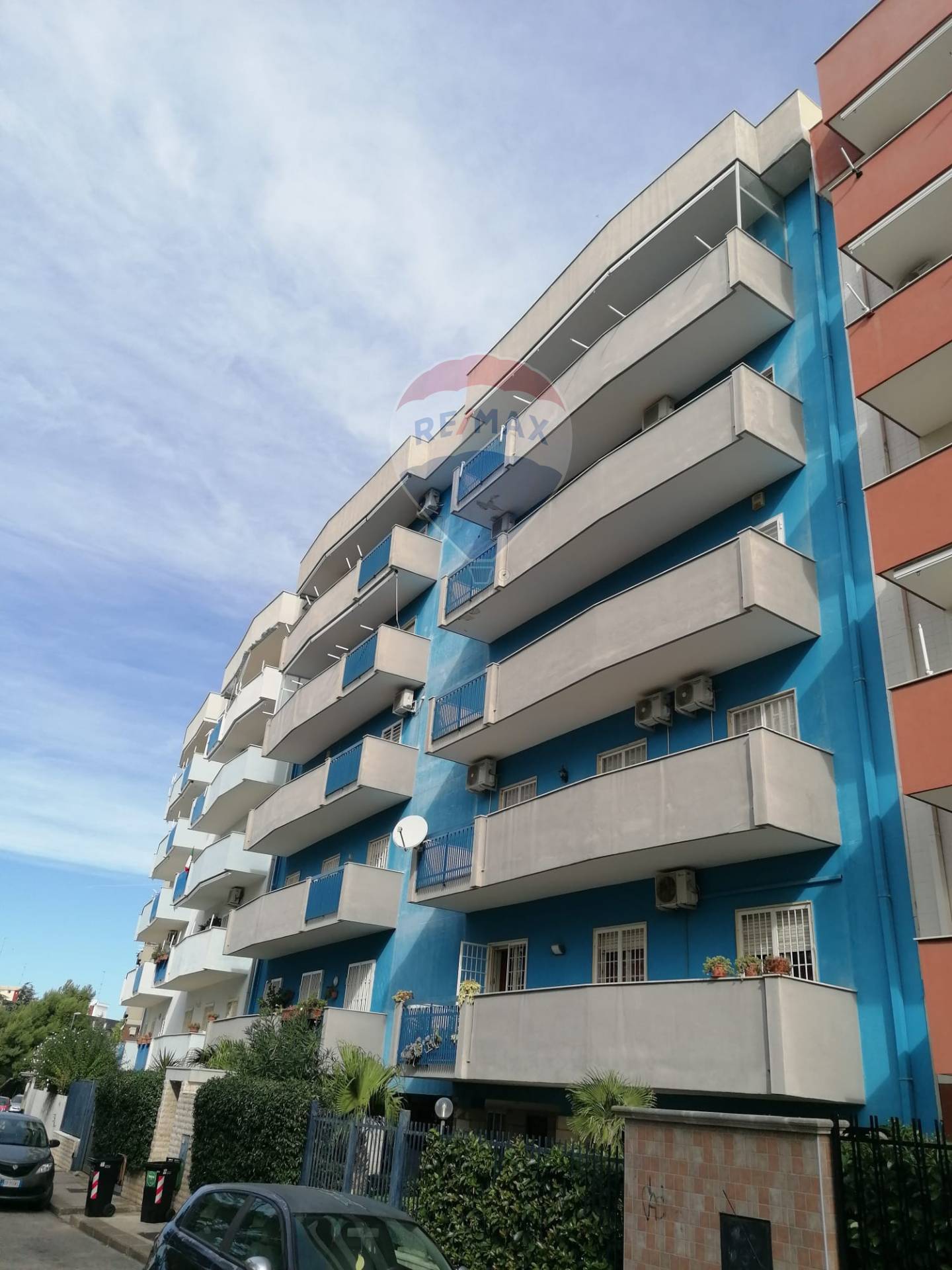 Appartamento di  4 vani /120 mq  a Bari - San Paolo (zona San Paolo)