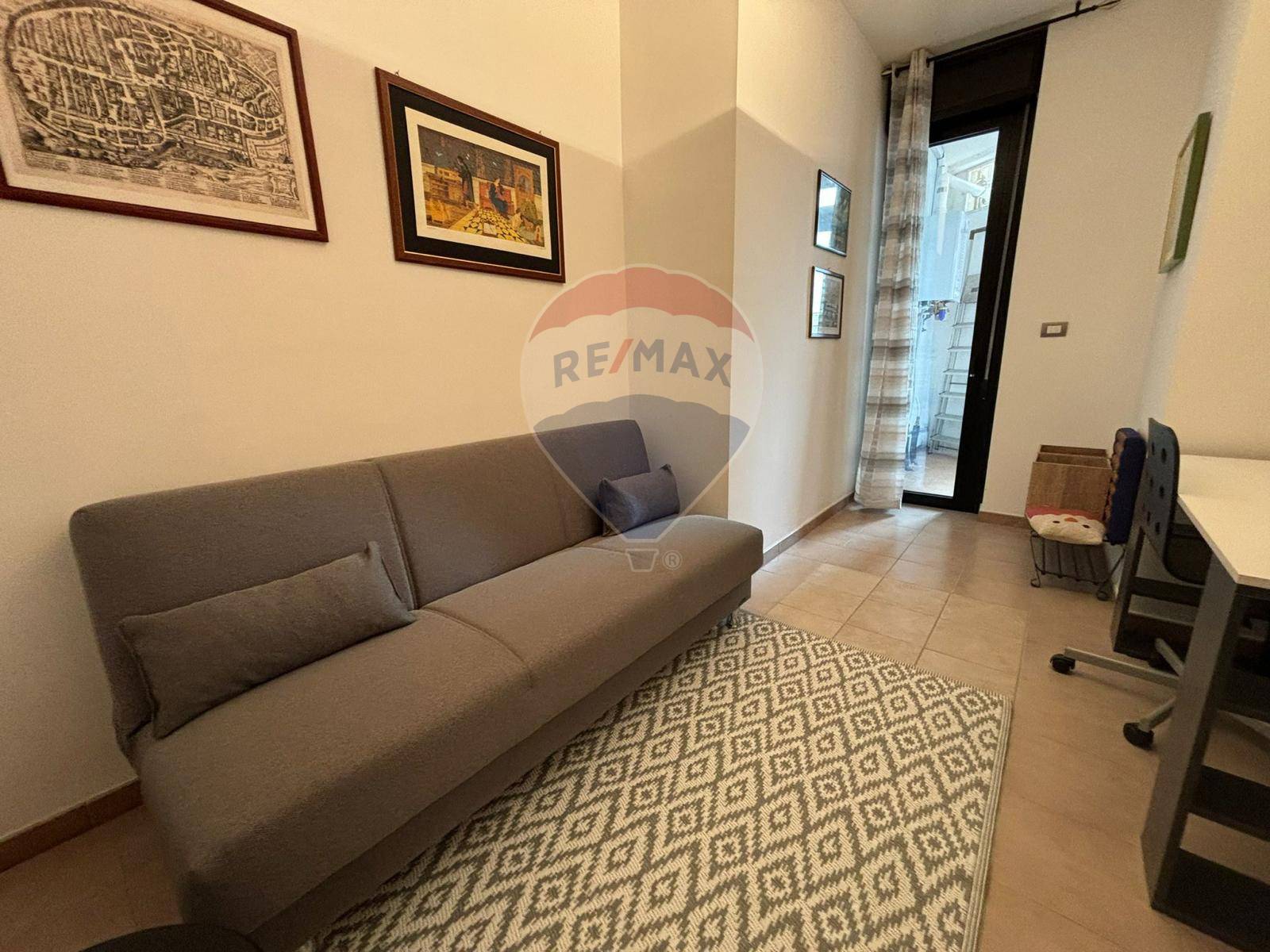 Appartamento di  3 vani /95 mq  a Bari - Poggiofranco (zona Poggiofranco)