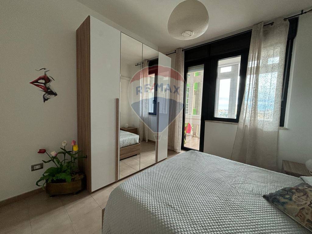 Appartamento di  3 vani /95 mq  a Bari - Poggiofranco (zona Poggiofranco)