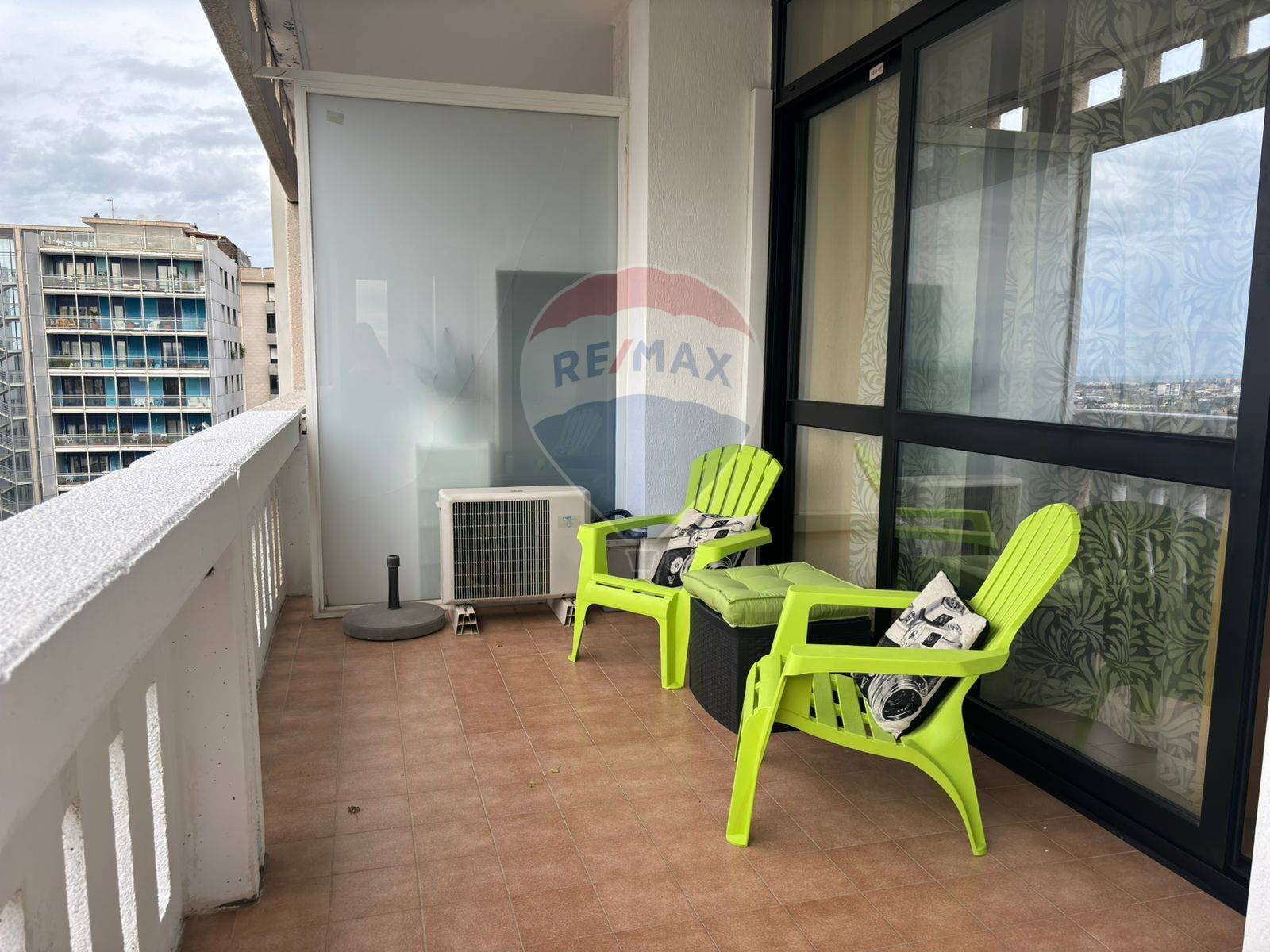 Appartamento di  3 vani /95 mq  a Bari - Poggiofranco (zona Poggiofranco)