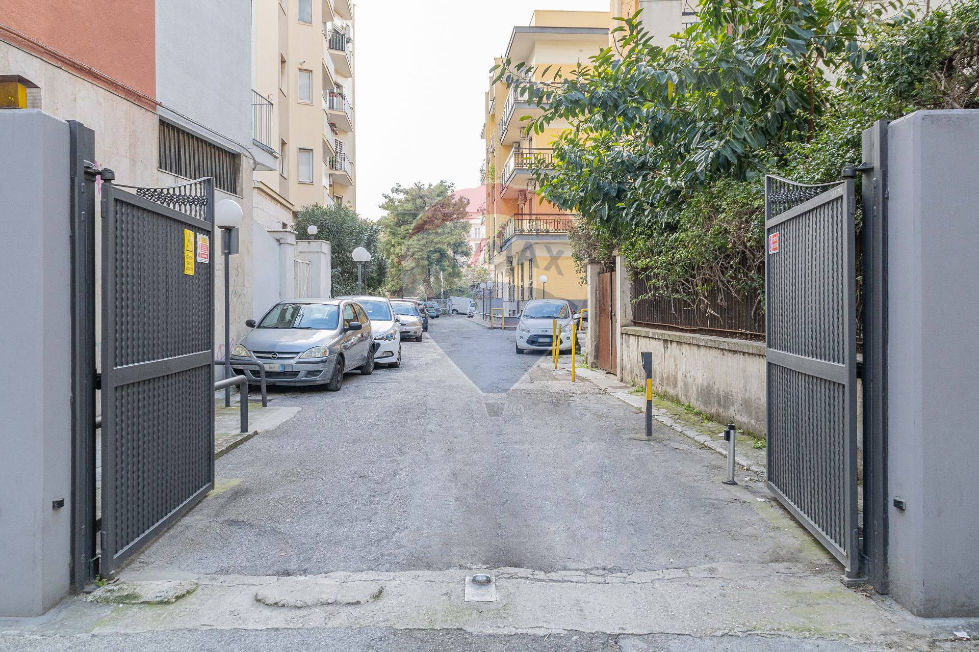 Appartamento di  4 vani /110 mq  a Bari - Carrassi (zona Carrassi)