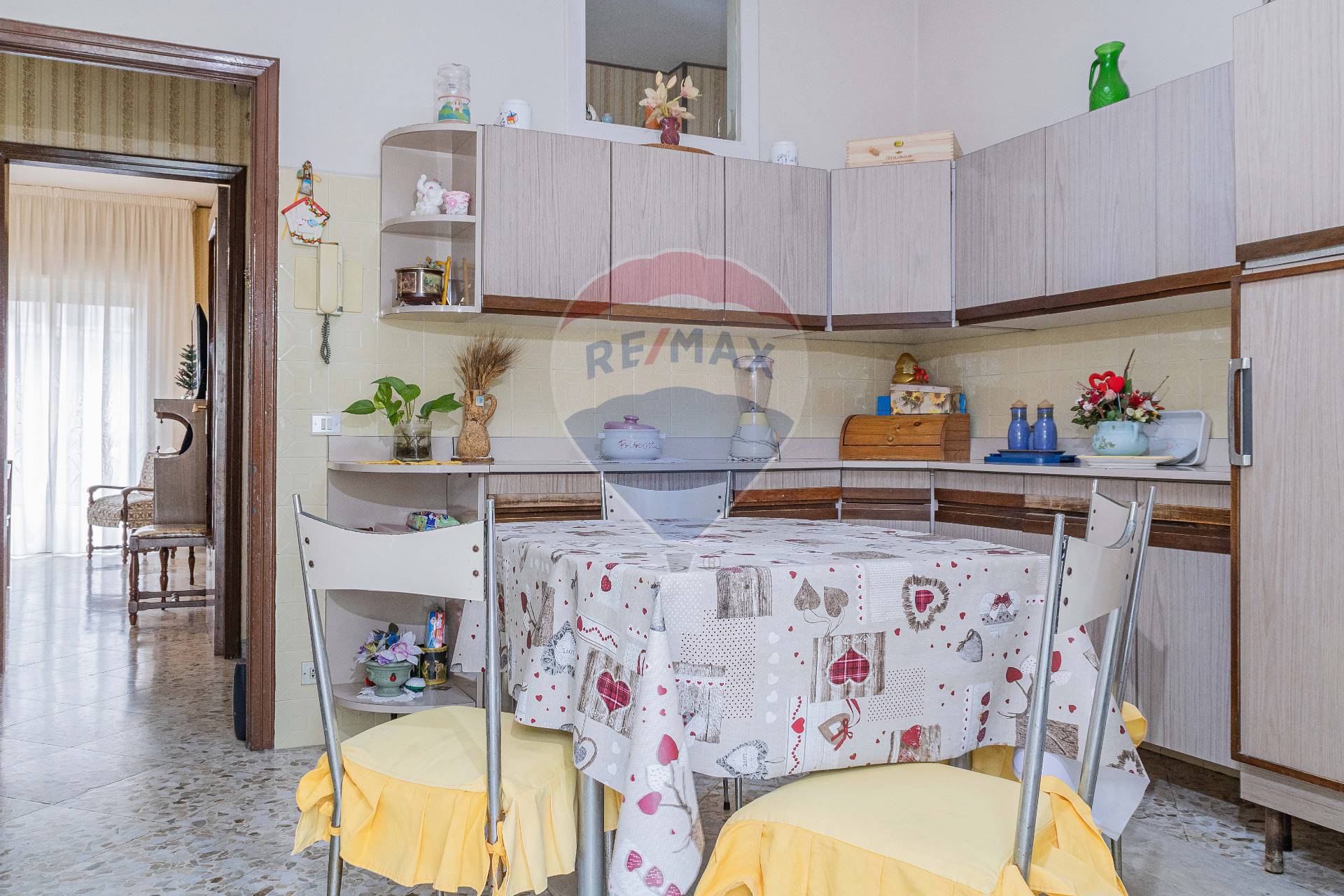 Appartamento di  4 vani /110 mq  a Bari - Carrassi (zona Carrassi)