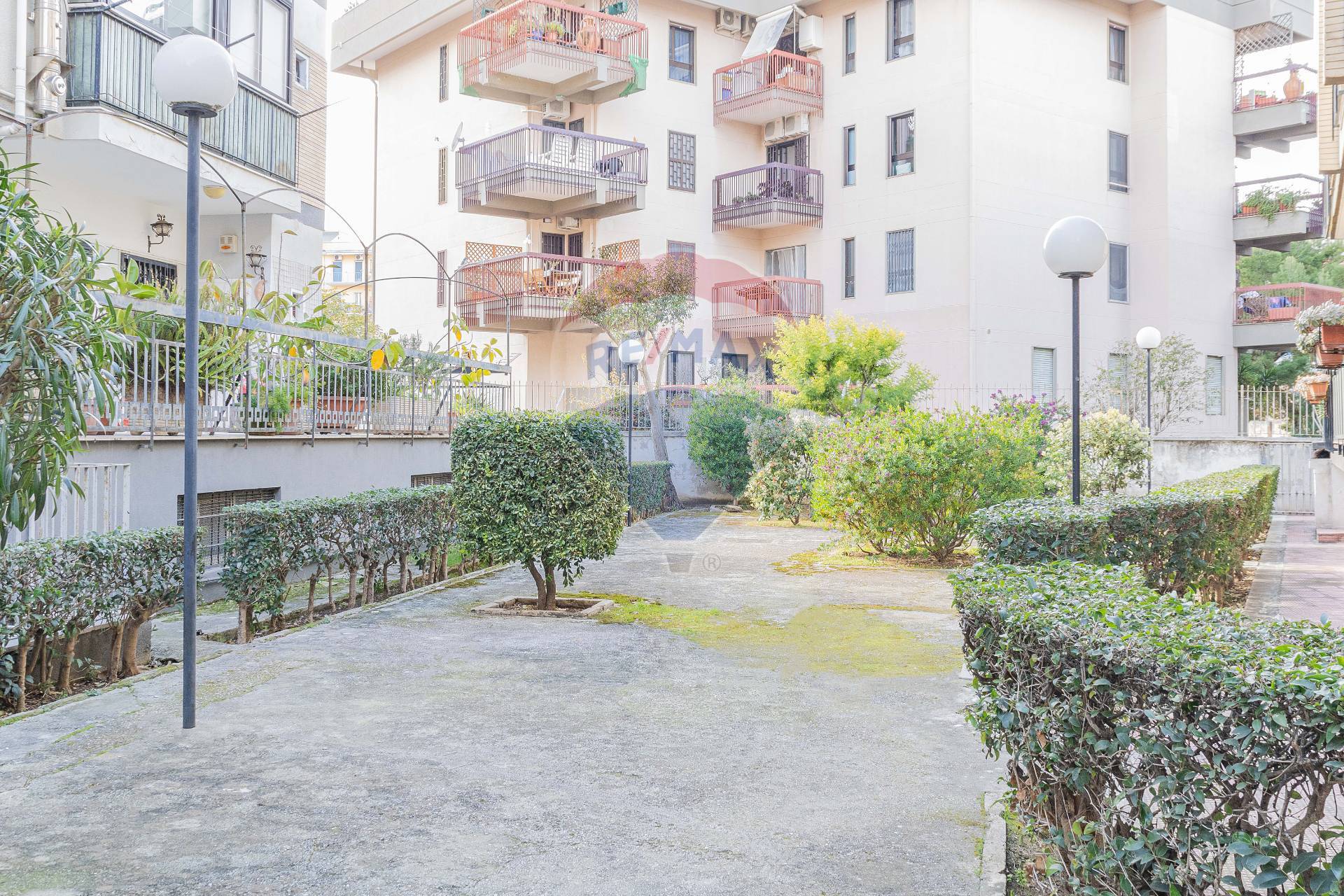 Appartamento di  4 vani /110 mq  a Bari - Carrassi (zona Carrassi)