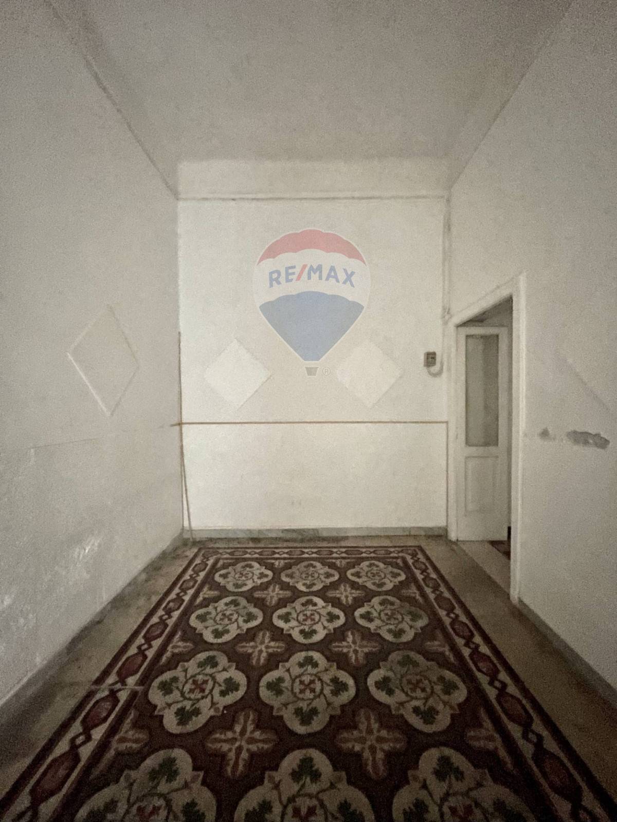 Appartamento di  3 vani /88 mq  a Bari - San Pasquale alta (zona S. Pasquale)