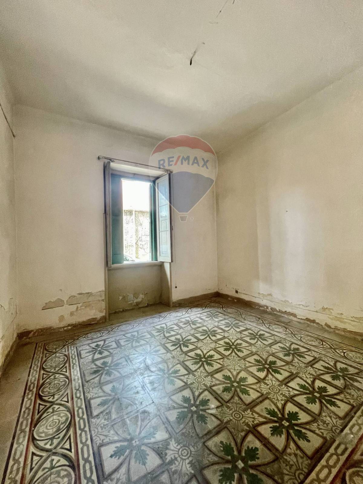 Appartamento di  3 vani /88 mq  a Bari - San Pasquale alta (zona S. Pasquale)