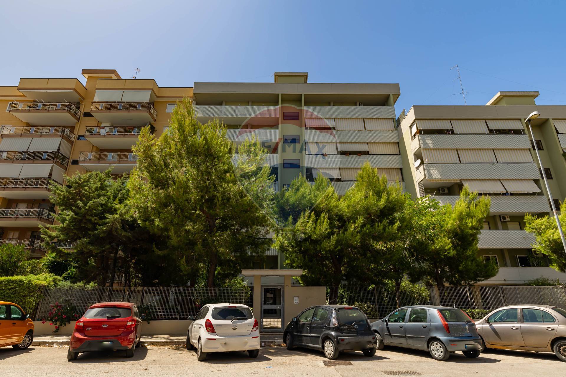 Appartamento di  4 vani /125 mq  a Bari - Japigia (zona Japigia)