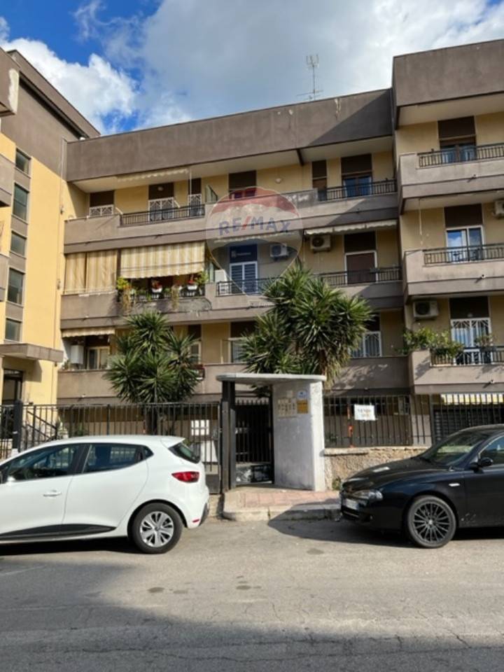 Appartamento di  3 vani /95 mq  a Bari - San Pasquale alta (zona S. Pasquale)