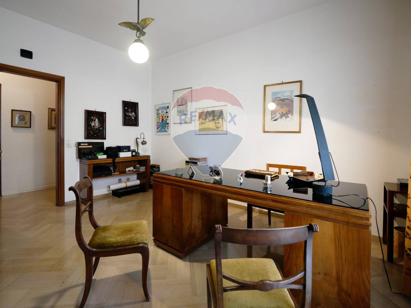 Appartamento di  5 vani /165 mq  a Bari - Poggiofranco (zona Poggiofranco)