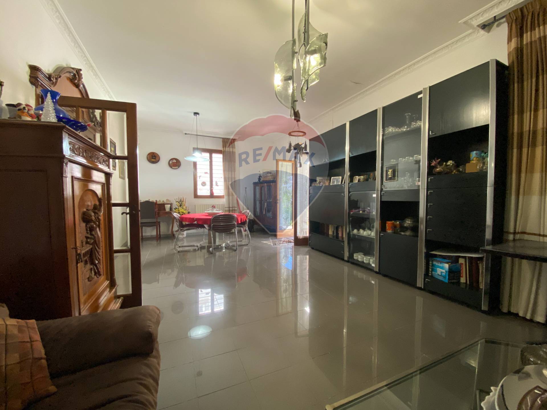 Villa (zona residenziale) di  6 vani /190 mq  a Bari - San Girolamo (zona S. Girolamo)