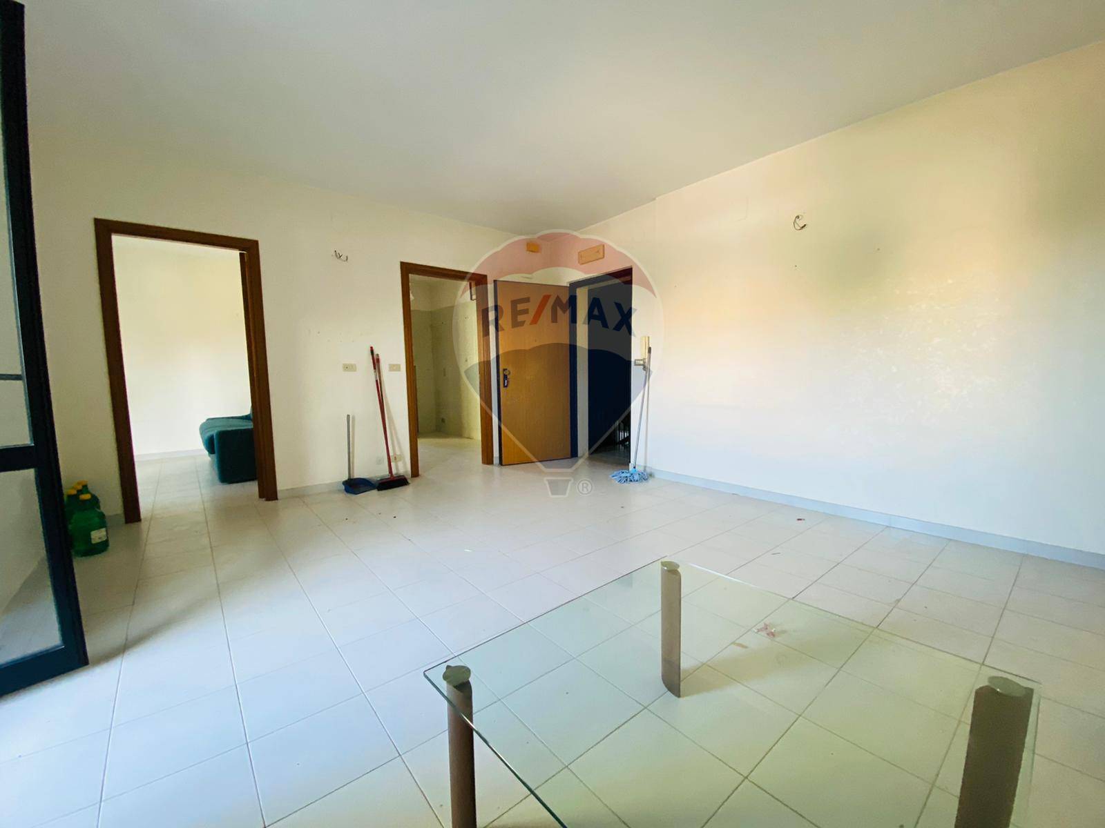 Appartamento di  3 vani /96 mq  a Bari - San Paolo (zona San Paolo)