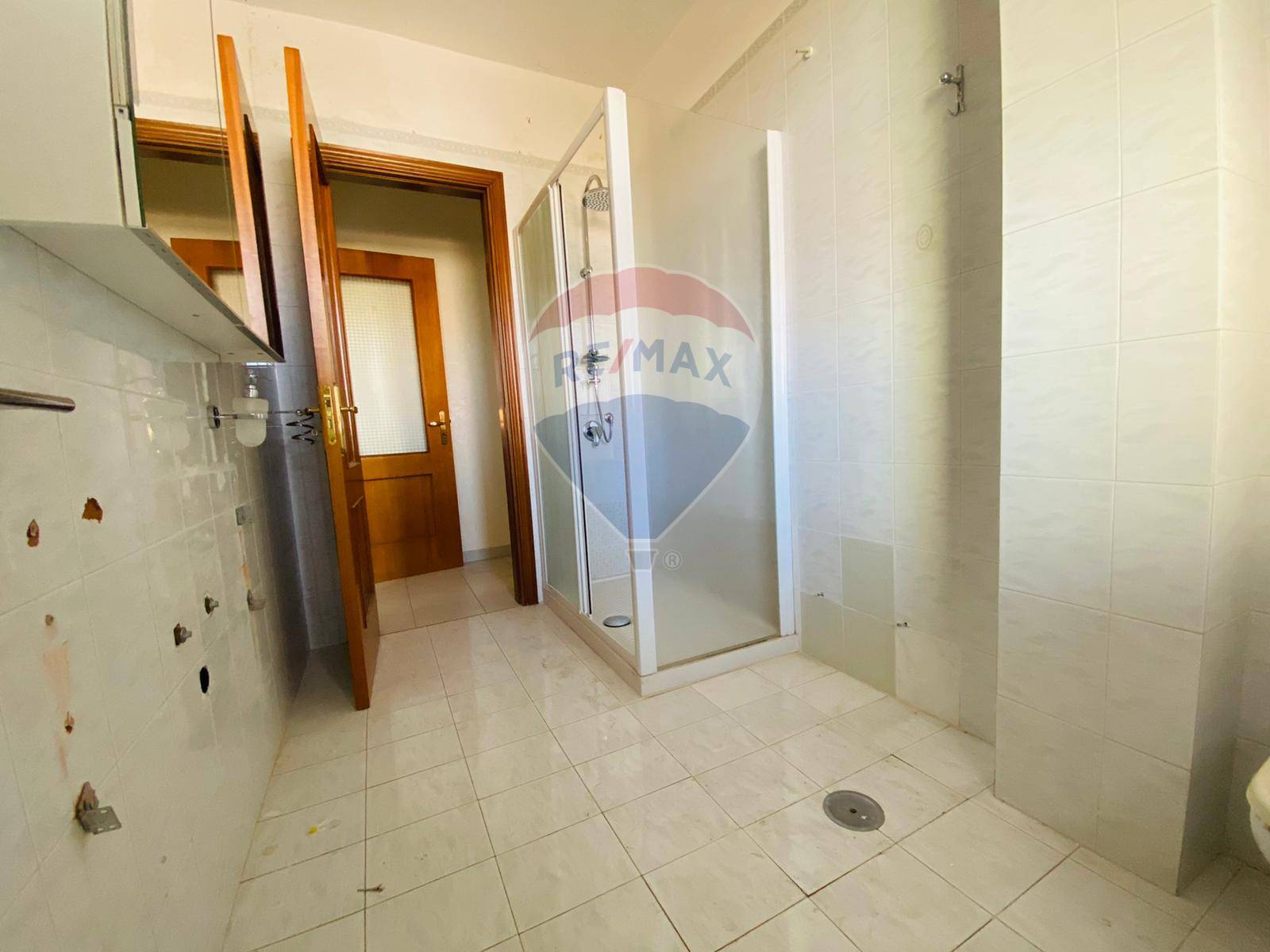 Appartamento di  3 vani /96 mq  a Bari - San Paolo (zona San Paolo)