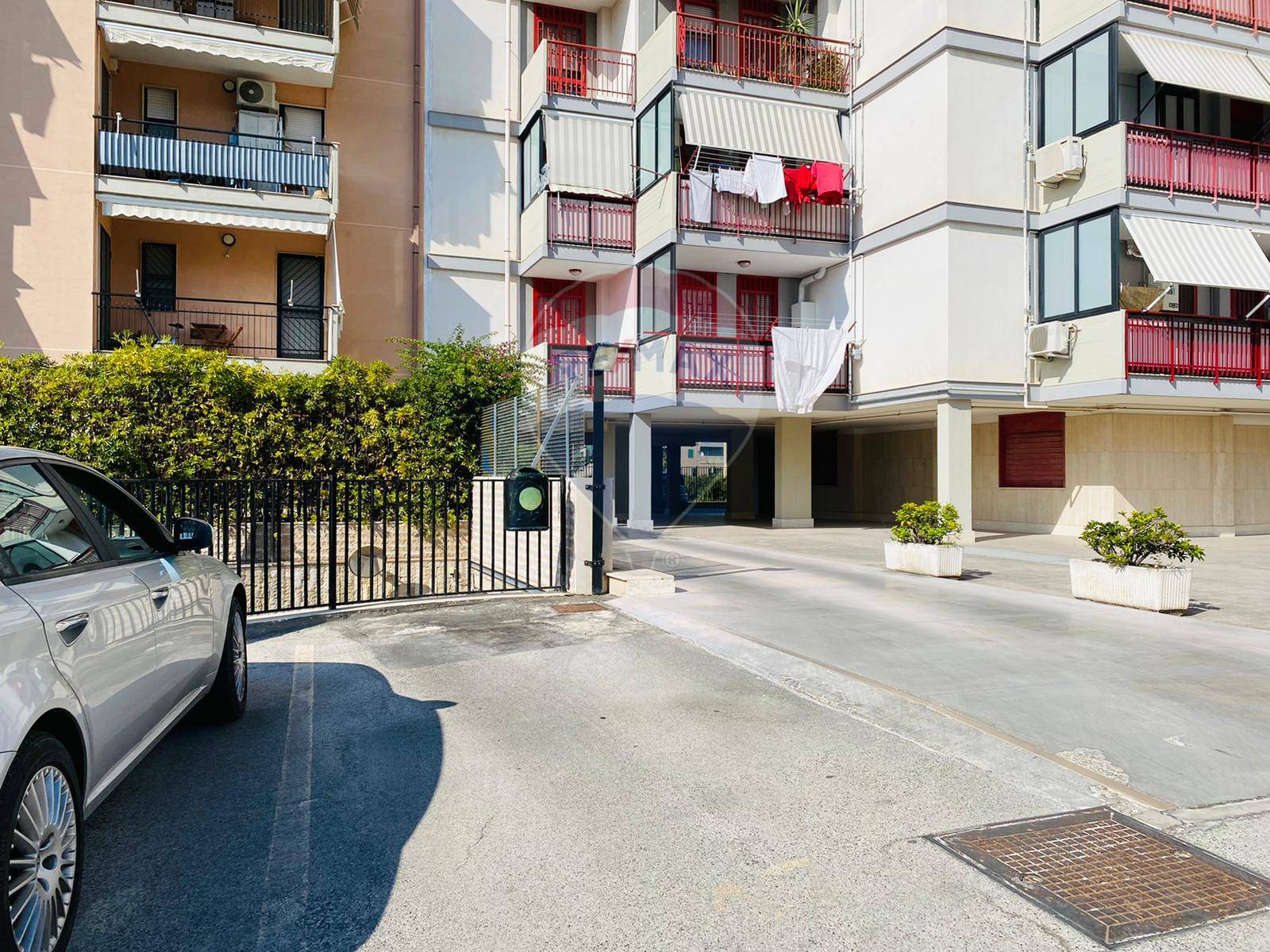 Appartamento di  3 vani /96 mq  a Bari - San Paolo (zona San Paolo)