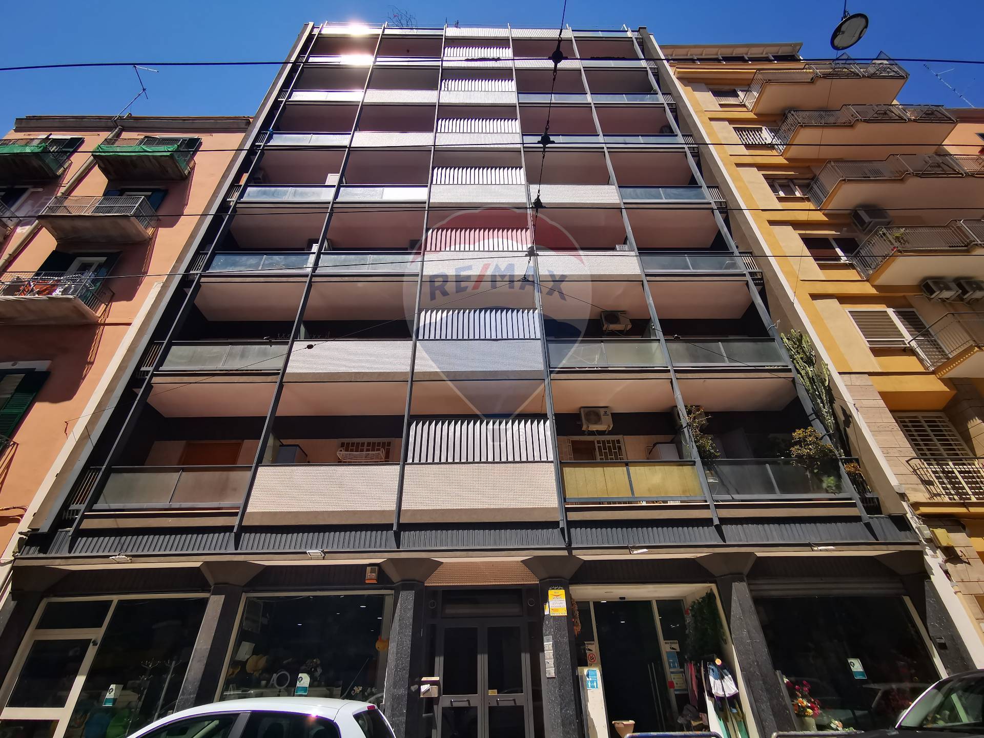 Appartamento di  3 vani /132 mq  a Bari - Libertà (zona Libertà )