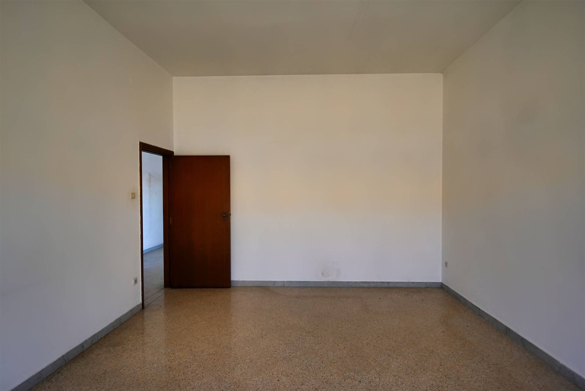 Appartamento di  4 vani /100 mq  a Castellana Grotte