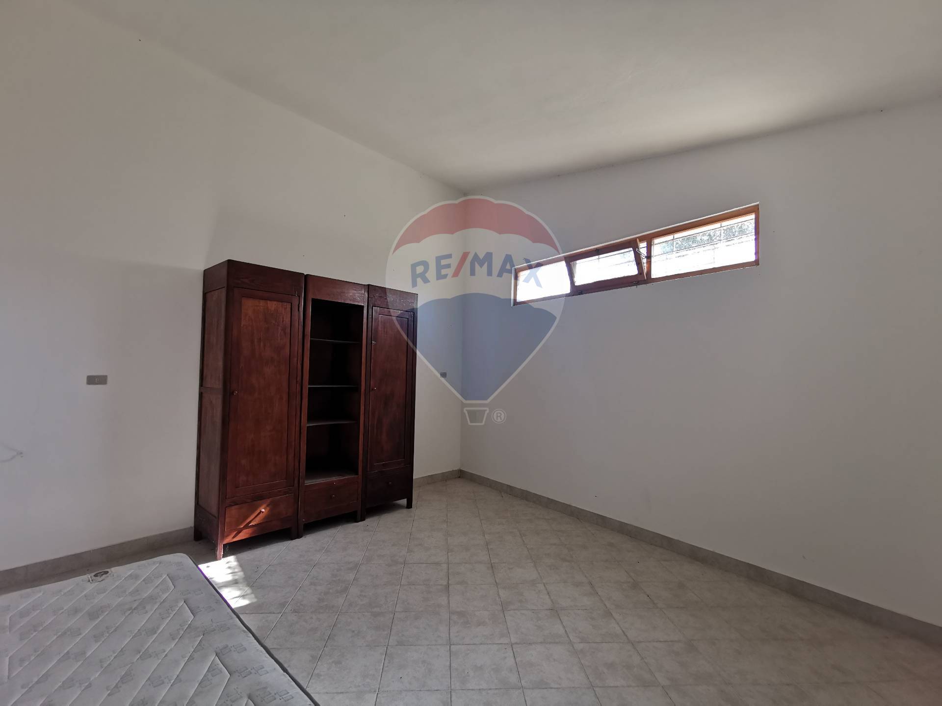 Casa indipendente di  6 vani /420 mq  a Bari - Poggiofranco (zona Poggiofranco)