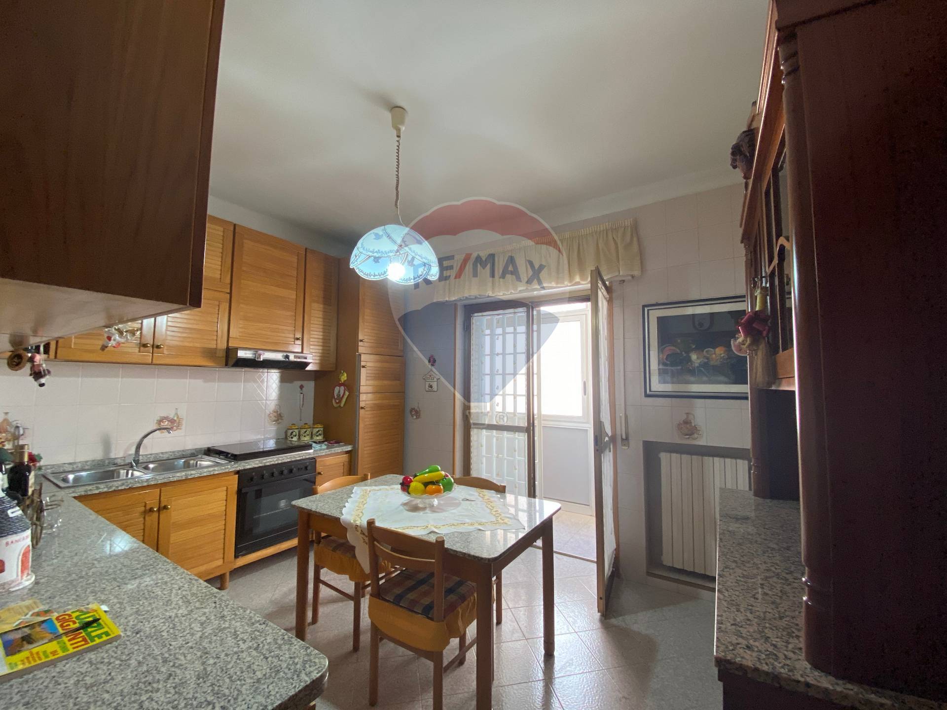 Appartamento di  3 vani /107 mq  a Bari - Poggiofranco (zona Poggiofranco)